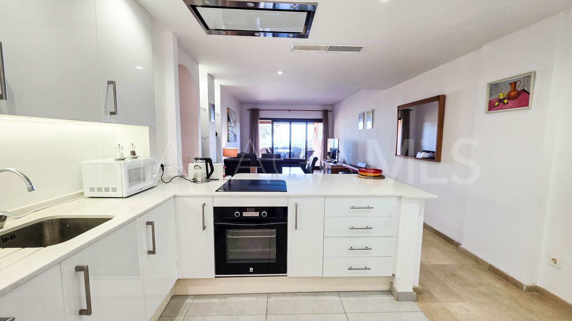 Apartamento for sale in La Duquesa with 3 bedrooms