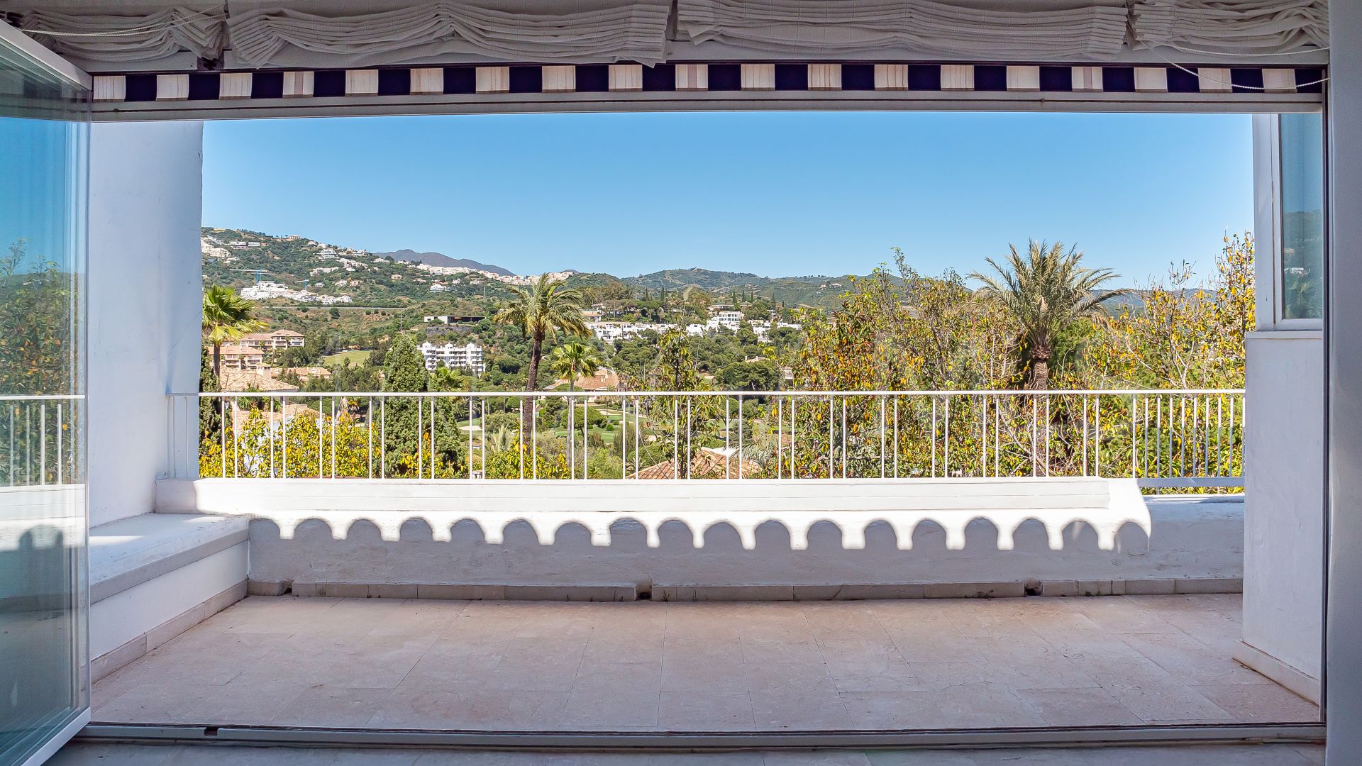 Takvåning for sale in Birdie Club