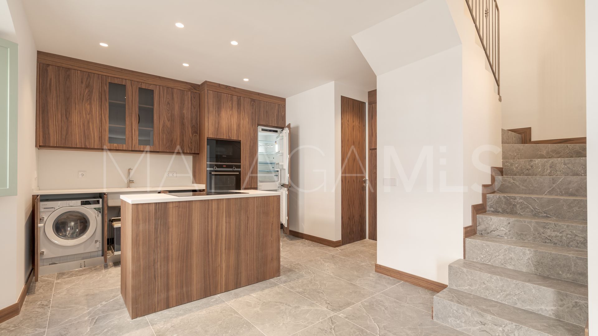 Adosado a la venta in Estepona Casco Antiguo de 3 bedrooms