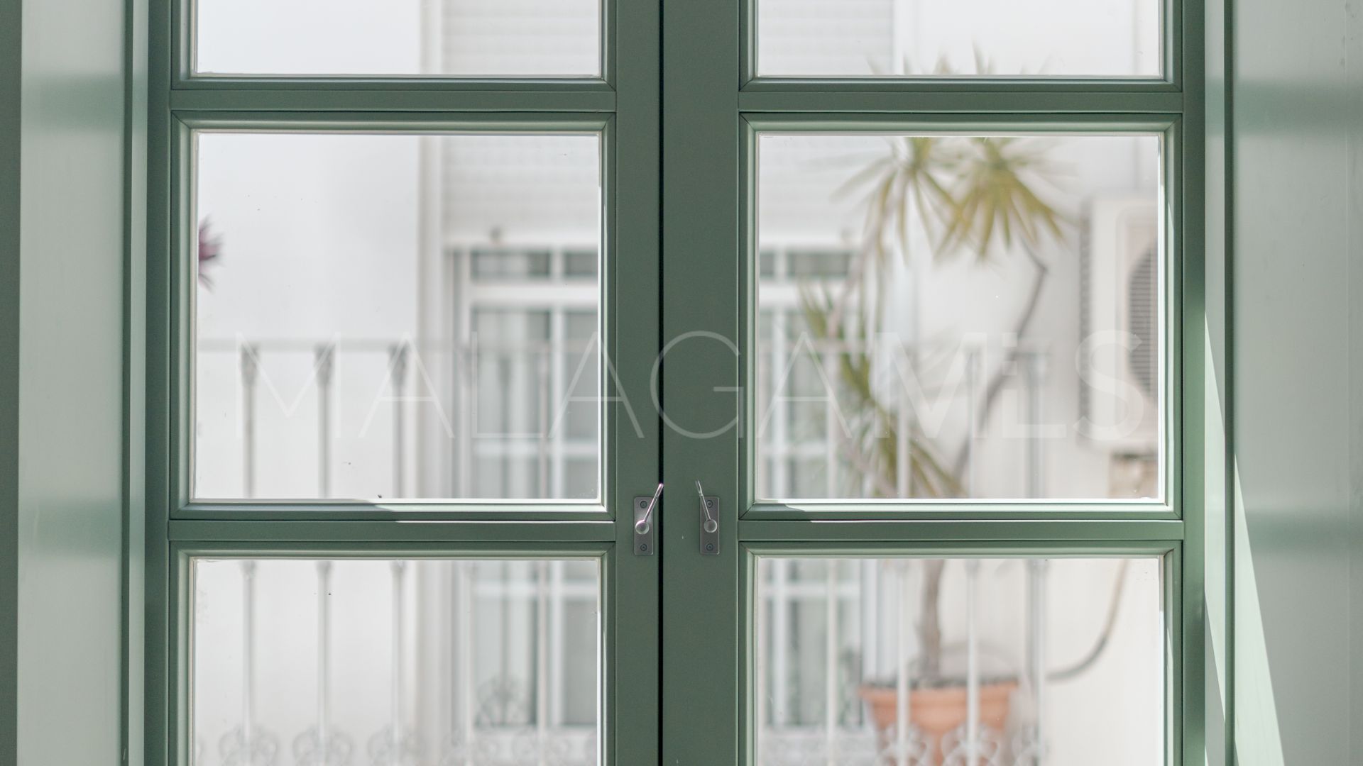 Adosado a la venta in Estepona Casco Antiguo de 3 bedrooms