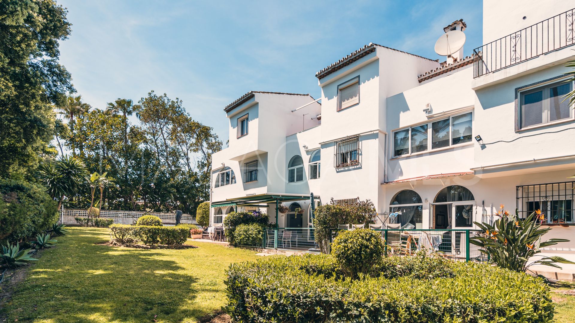 Wohnung for sale in Estepona Ost