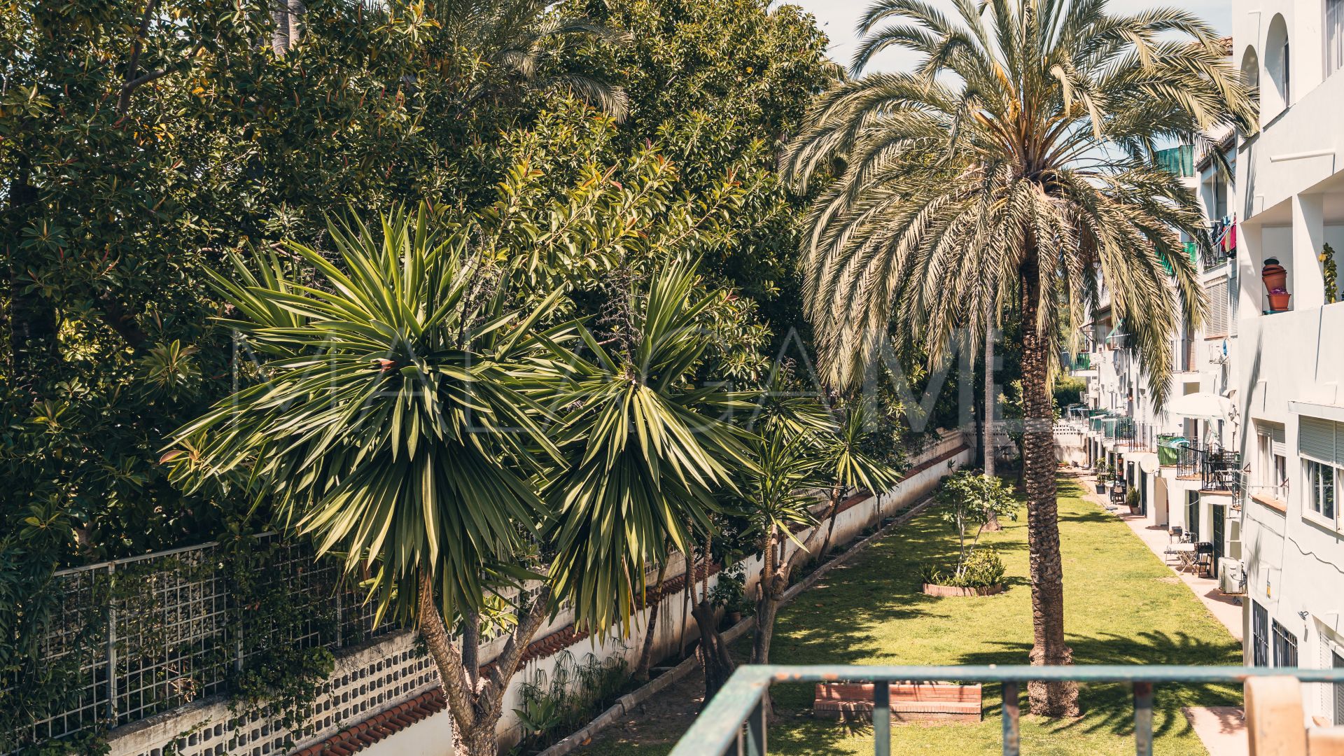 Wohnung for sale in Estepona Ost