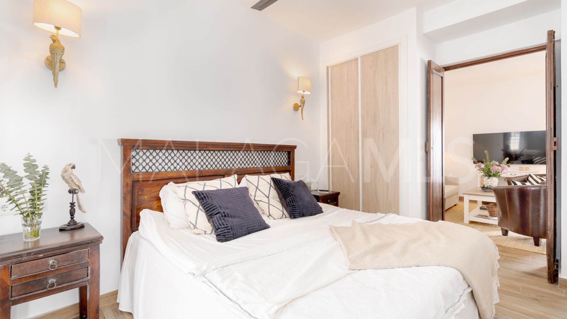 Zweistöckiges penthouse for sale in Estepona Old Town