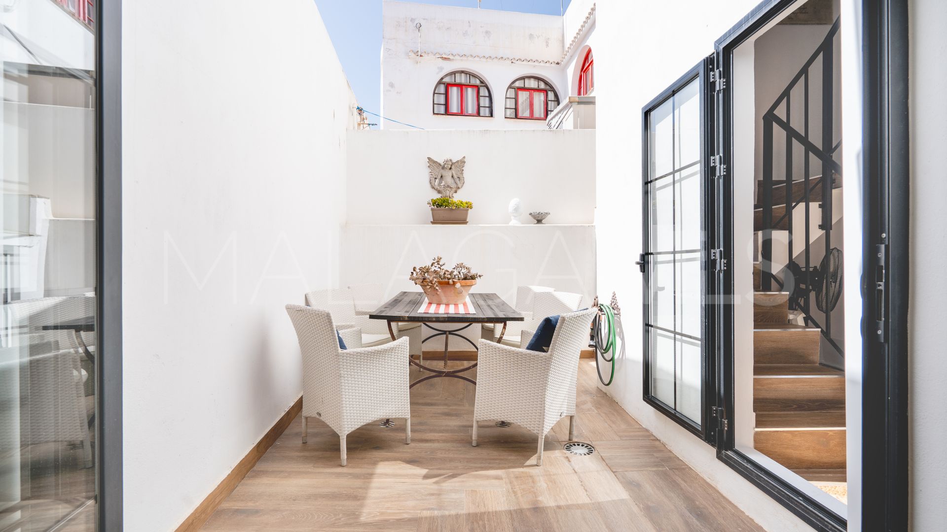 Zweistöckiges penthouse for sale in Estepona Old Town