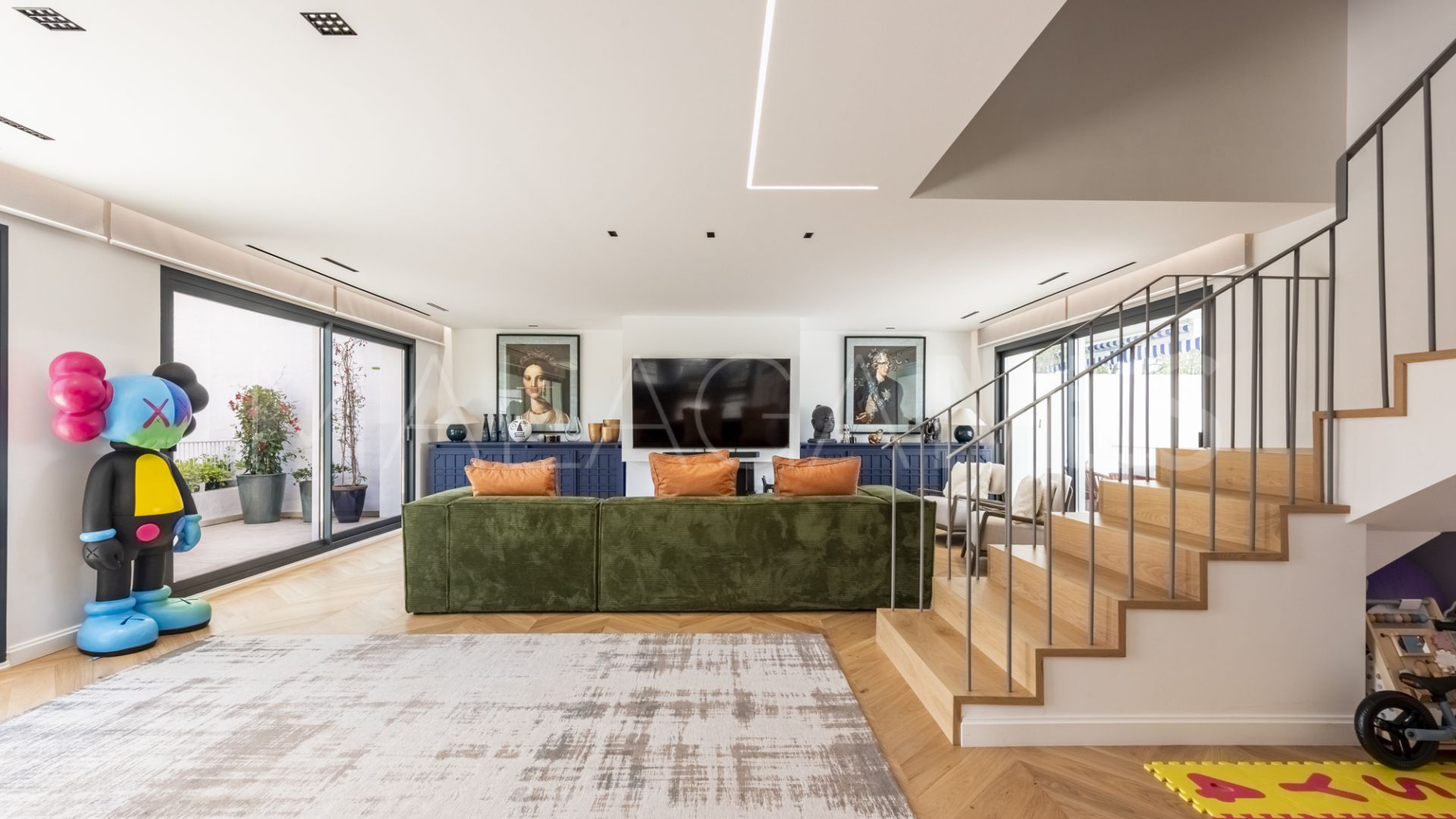 3 bedrooms duplex in Marbella East for sale