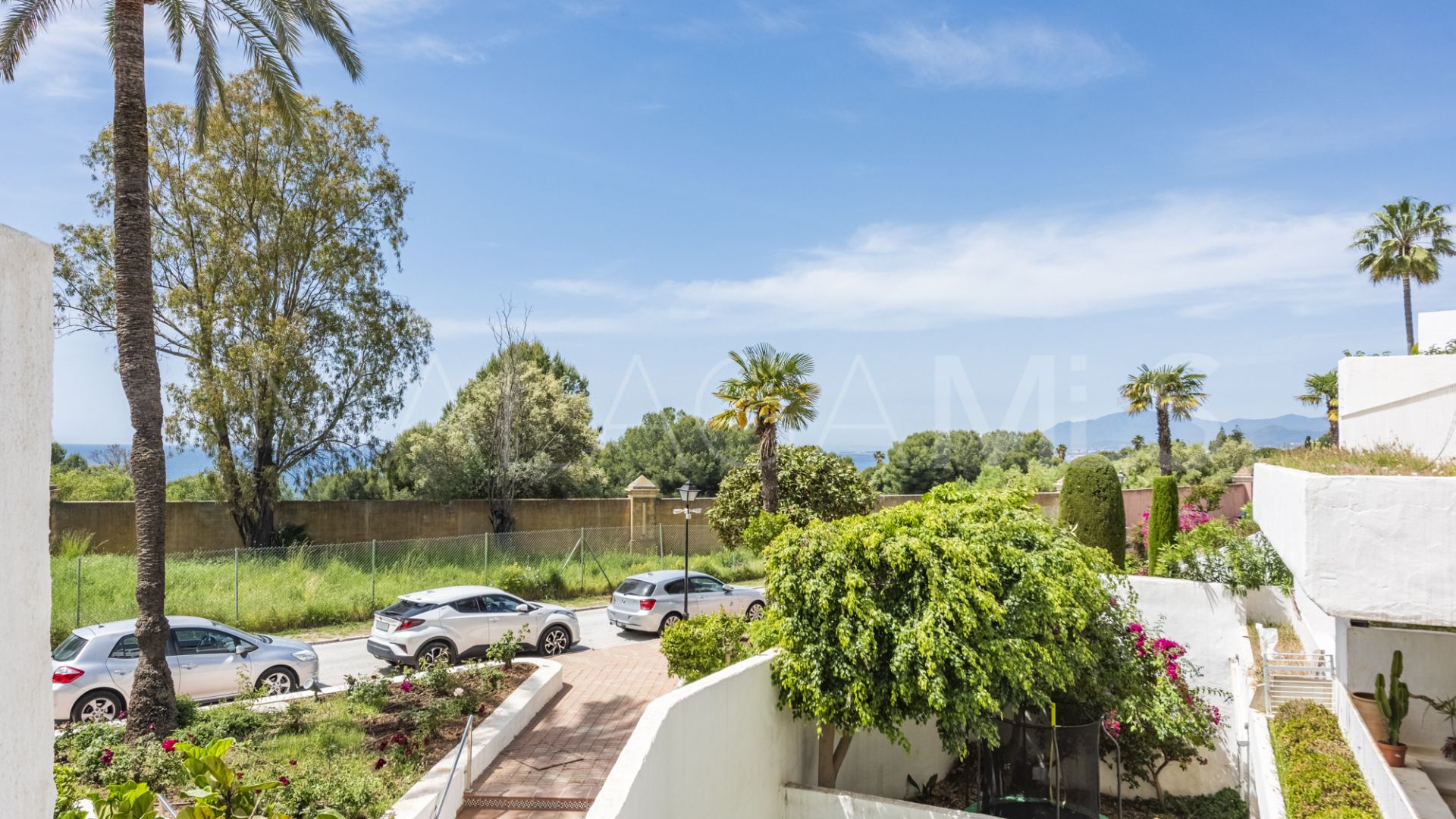 3 bedrooms duplex in Marbella East for sale