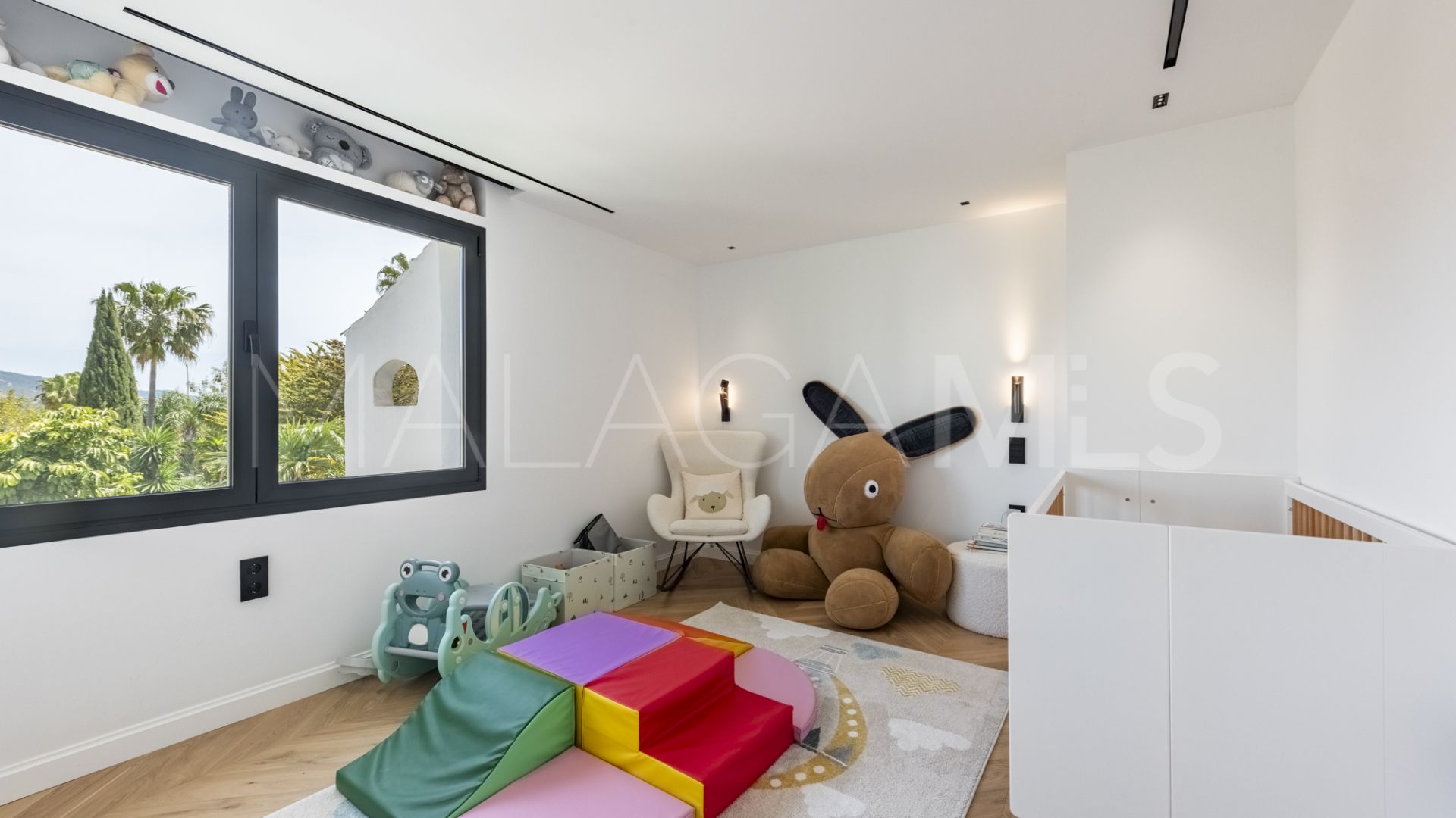 3 bedrooms duplex in Marbella East for sale