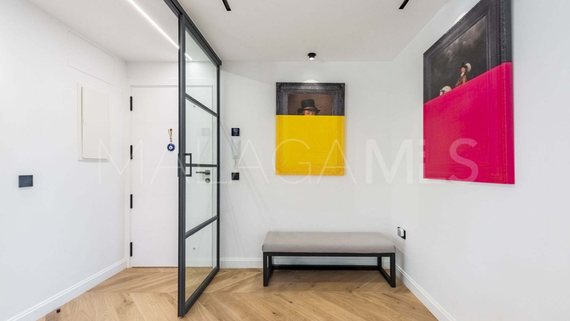 3 bedrooms duplex in Marbella East for sale