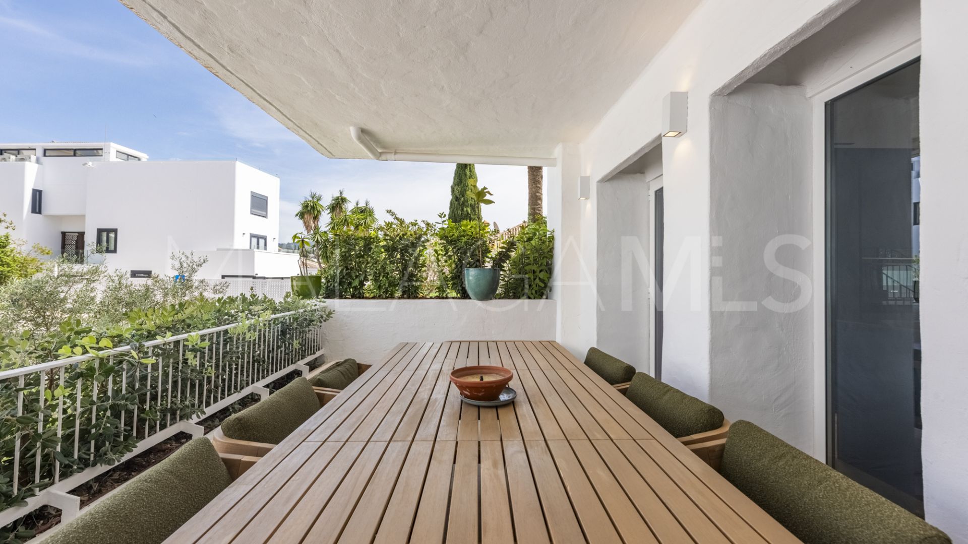 3 bedrooms duplex in Marbella East for sale