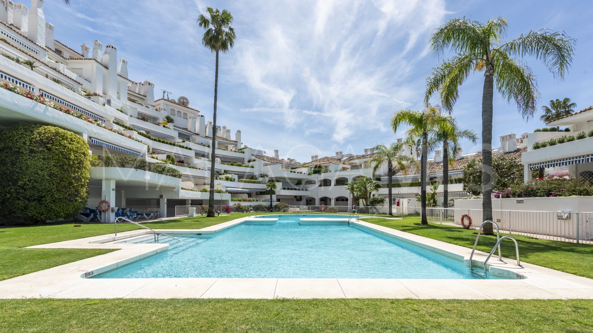 3 bedrooms duplex in Marbella East for sale