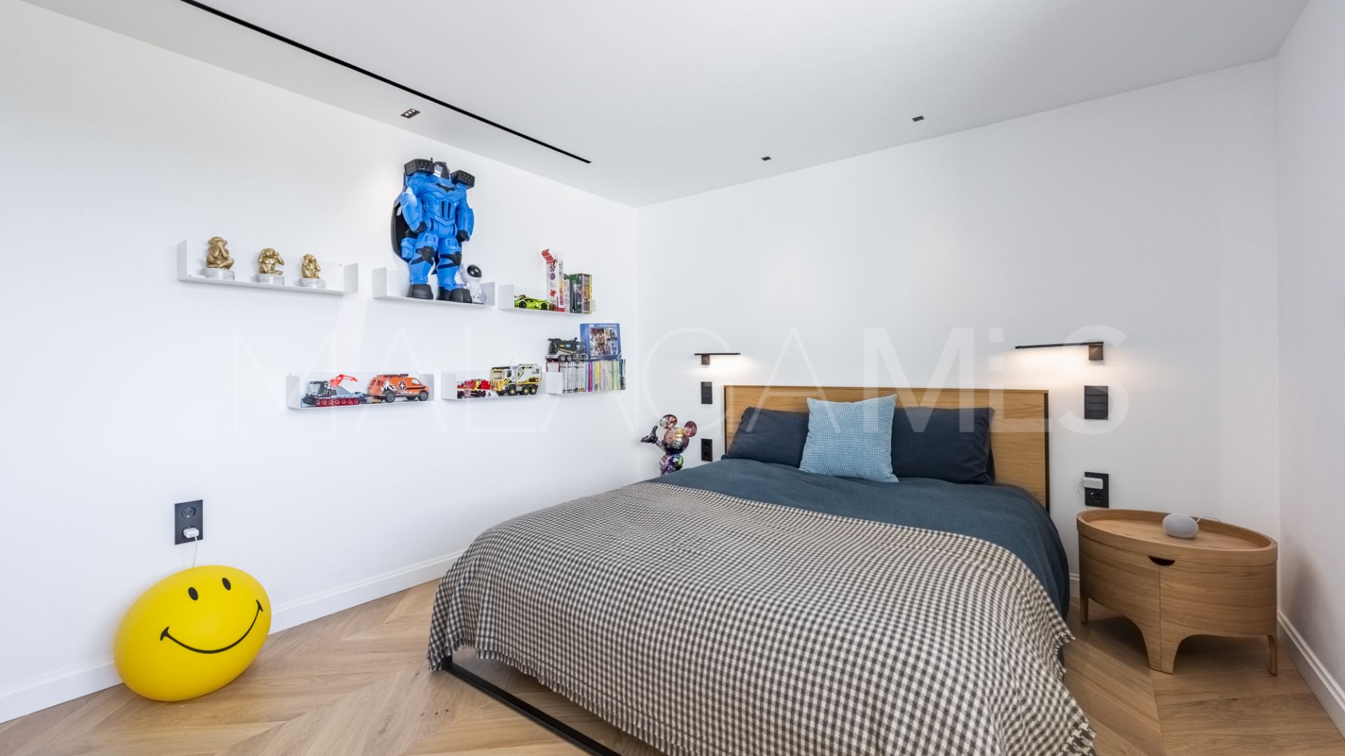 3 bedrooms duplex in Marbella East for sale