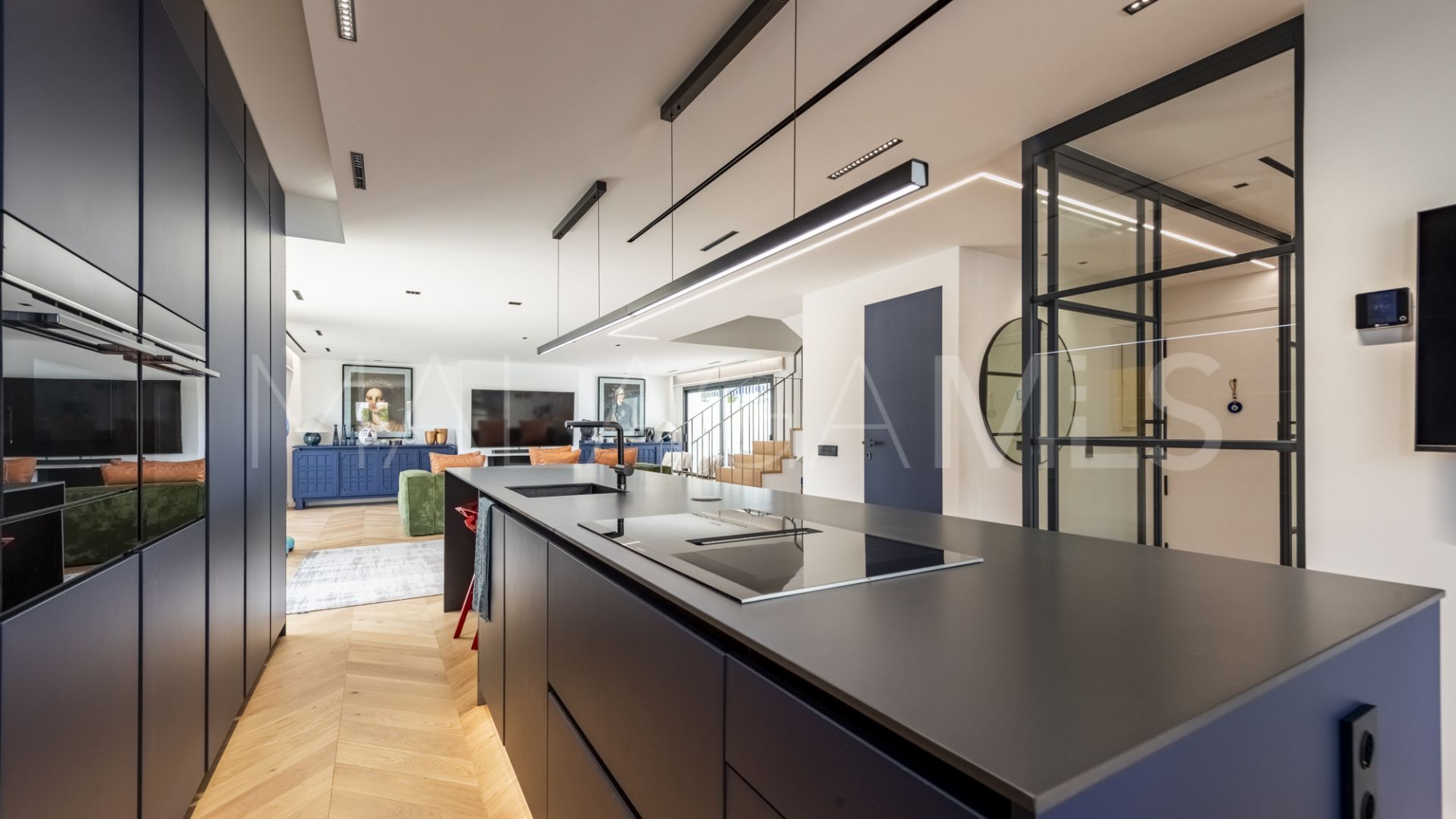 3 bedrooms duplex in Marbella East for sale