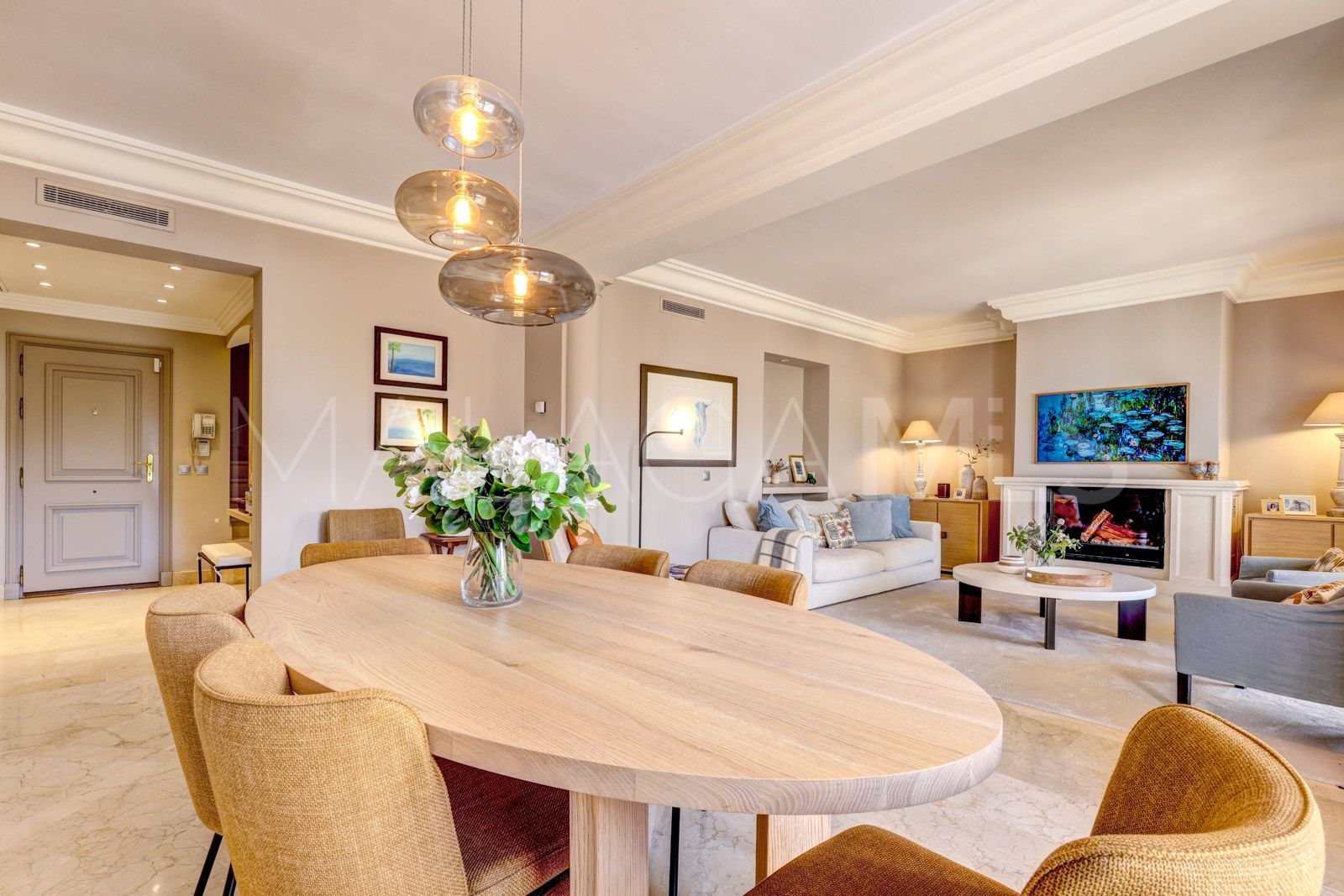 Buy duplex penthouse in Las Alamandas