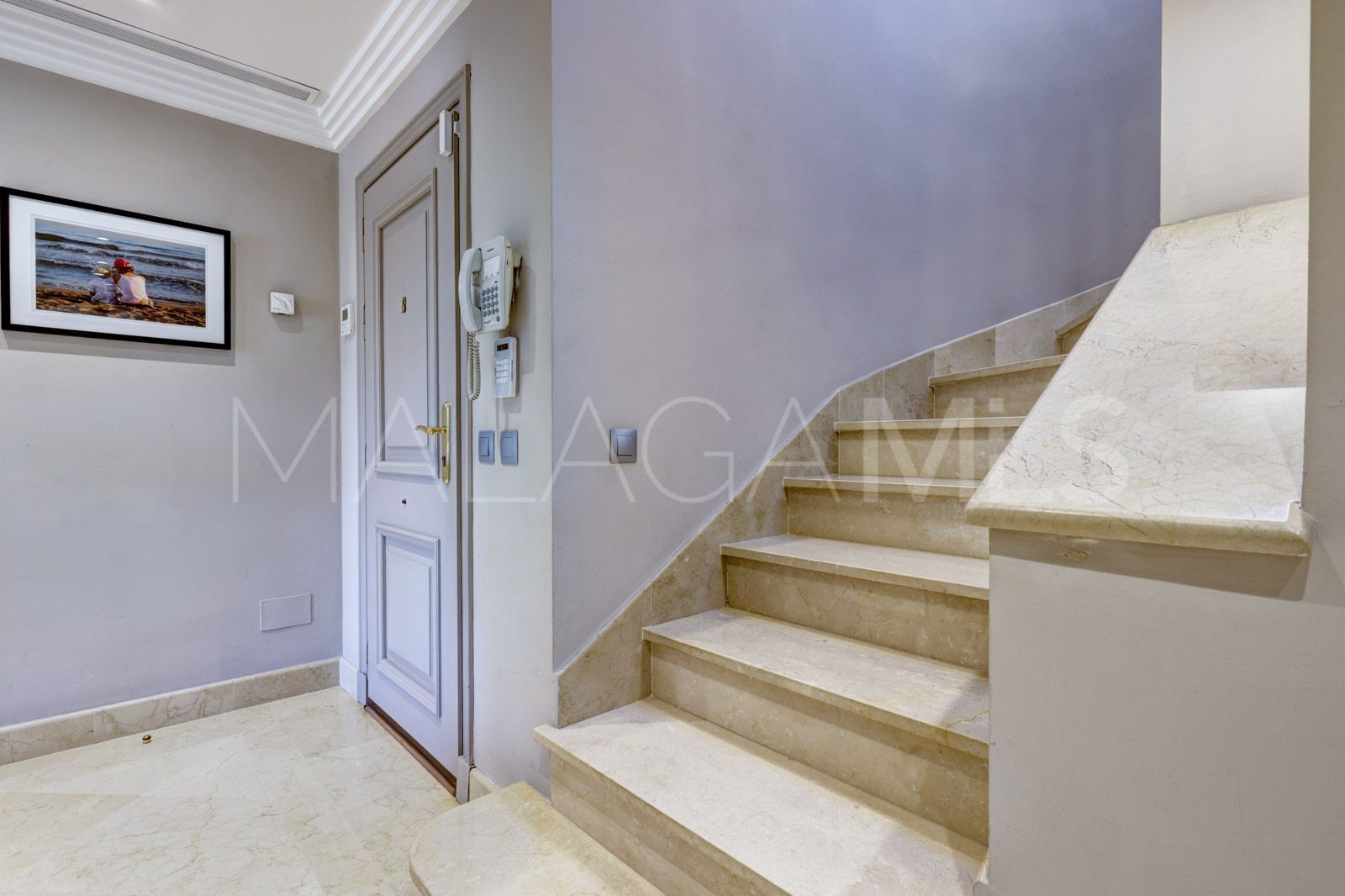 Buy duplex penthouse in Las Alamandas