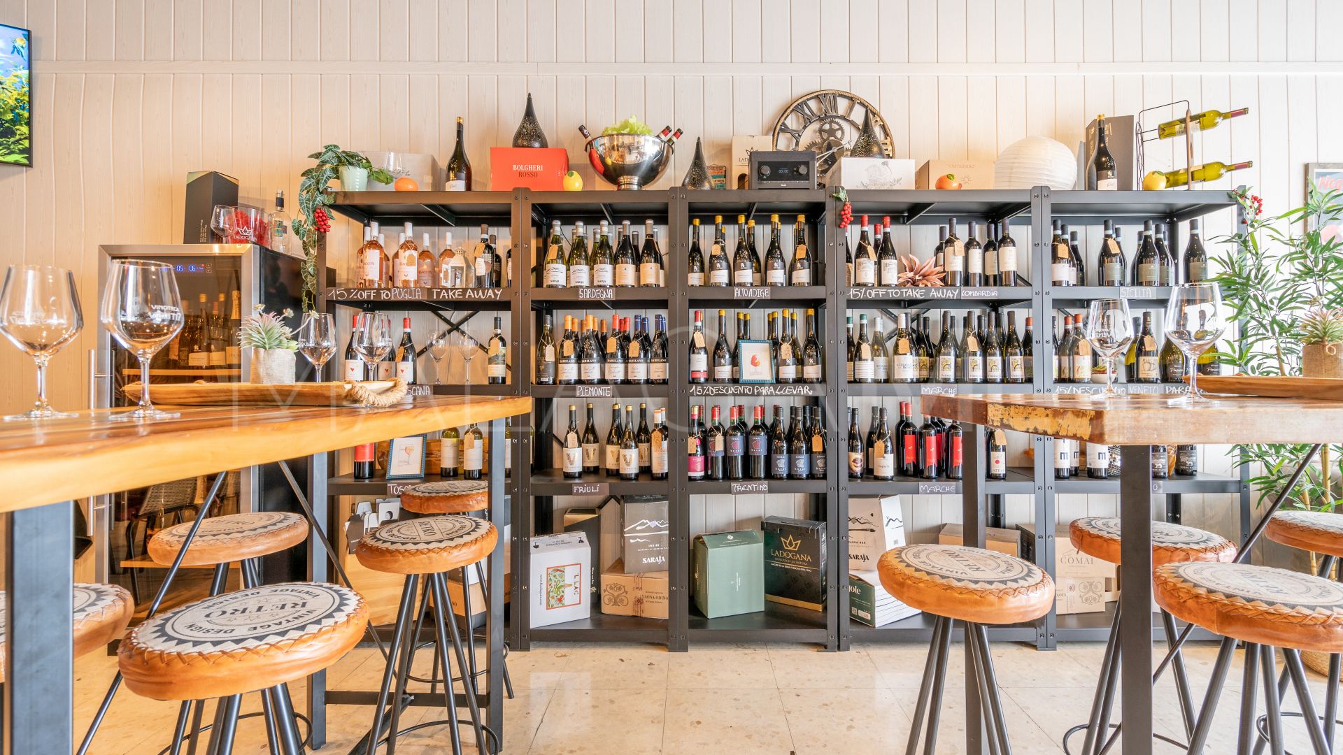 Bar a la venta in Estepona Ciudad