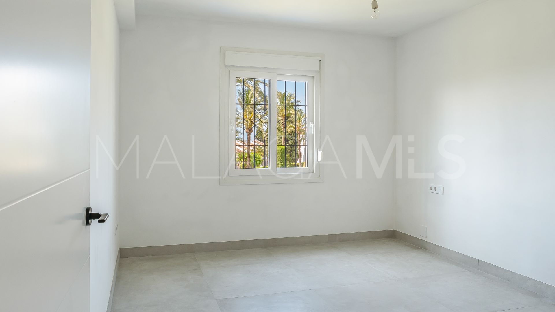 For sale ground floor apartment with 3 bedrooms in Malambo