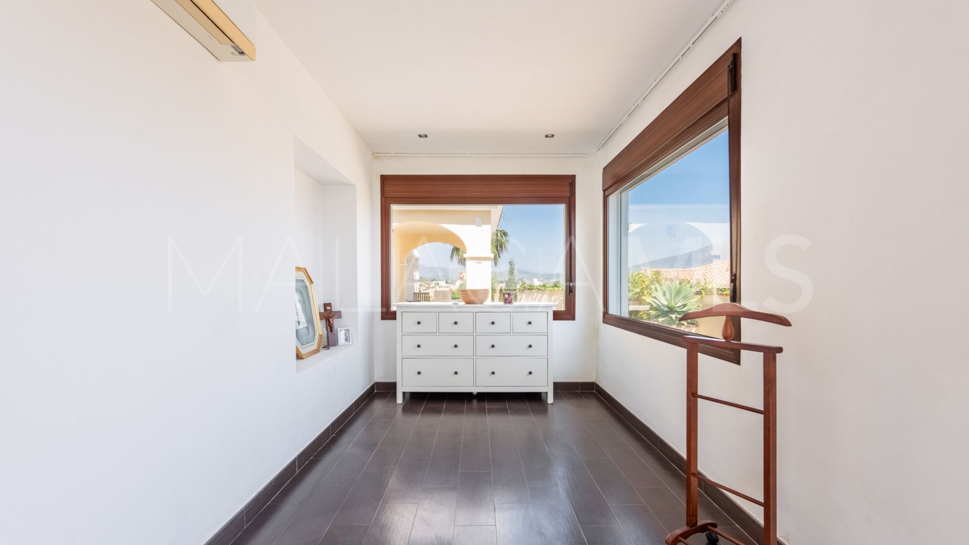 Villa for sale in Cerros del Aguila