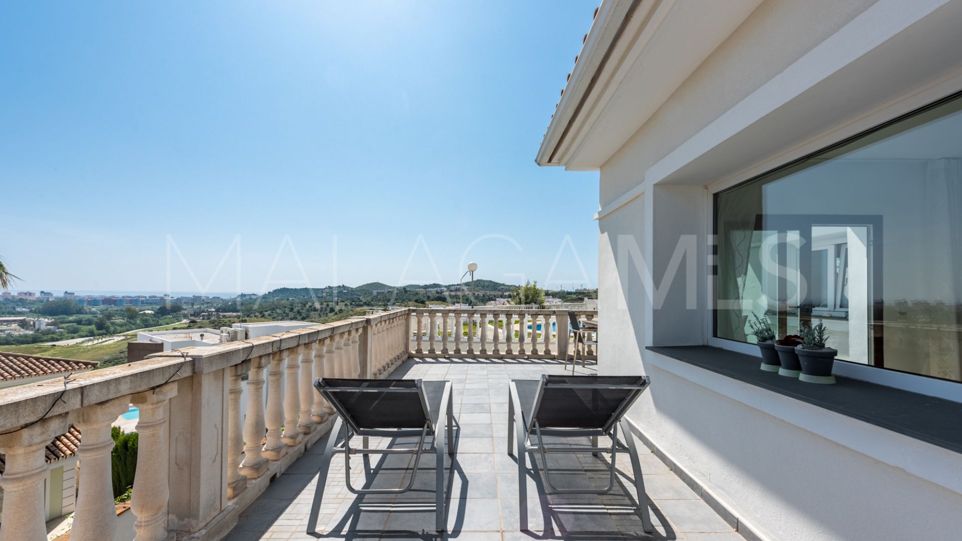 Villa for sale in Cerros del Aguila