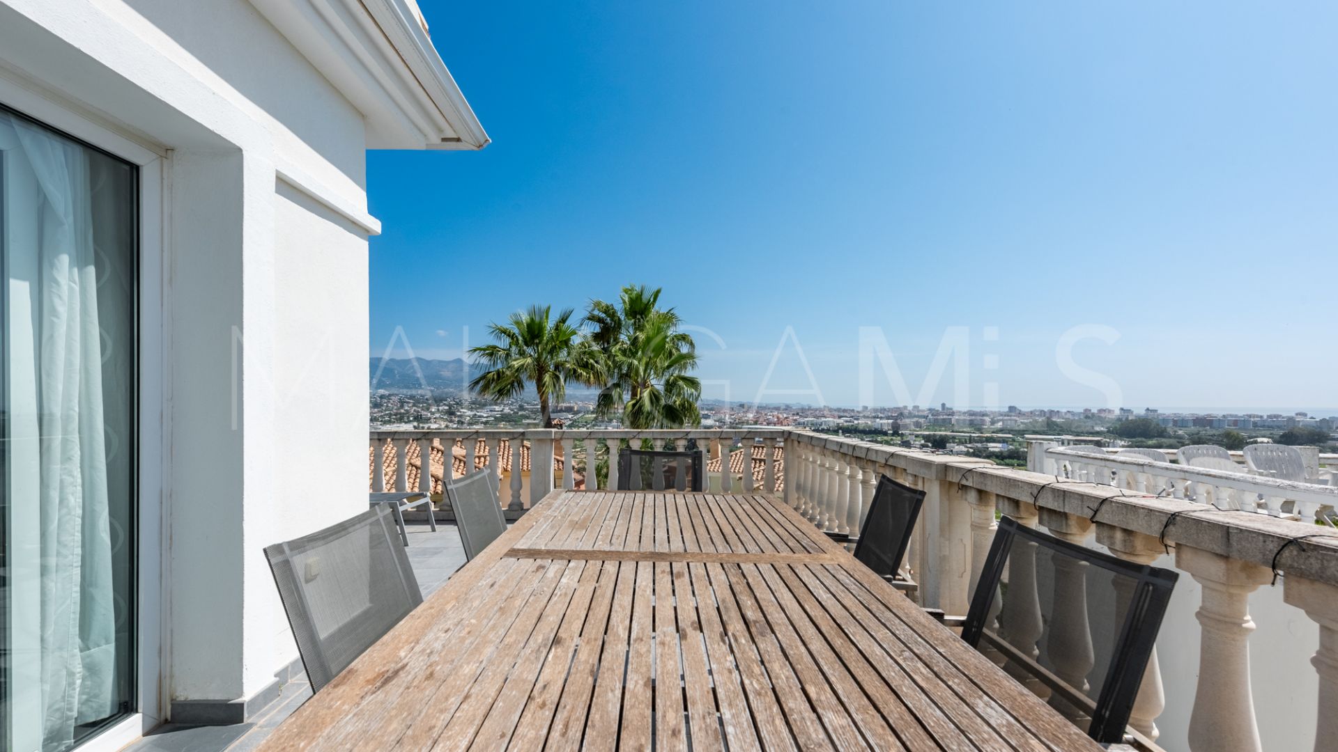 Villa for sale in Cerros del Aguila