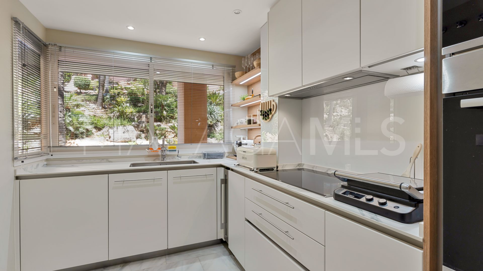 Erdgeschosswohnung for sale in Magna Marbella