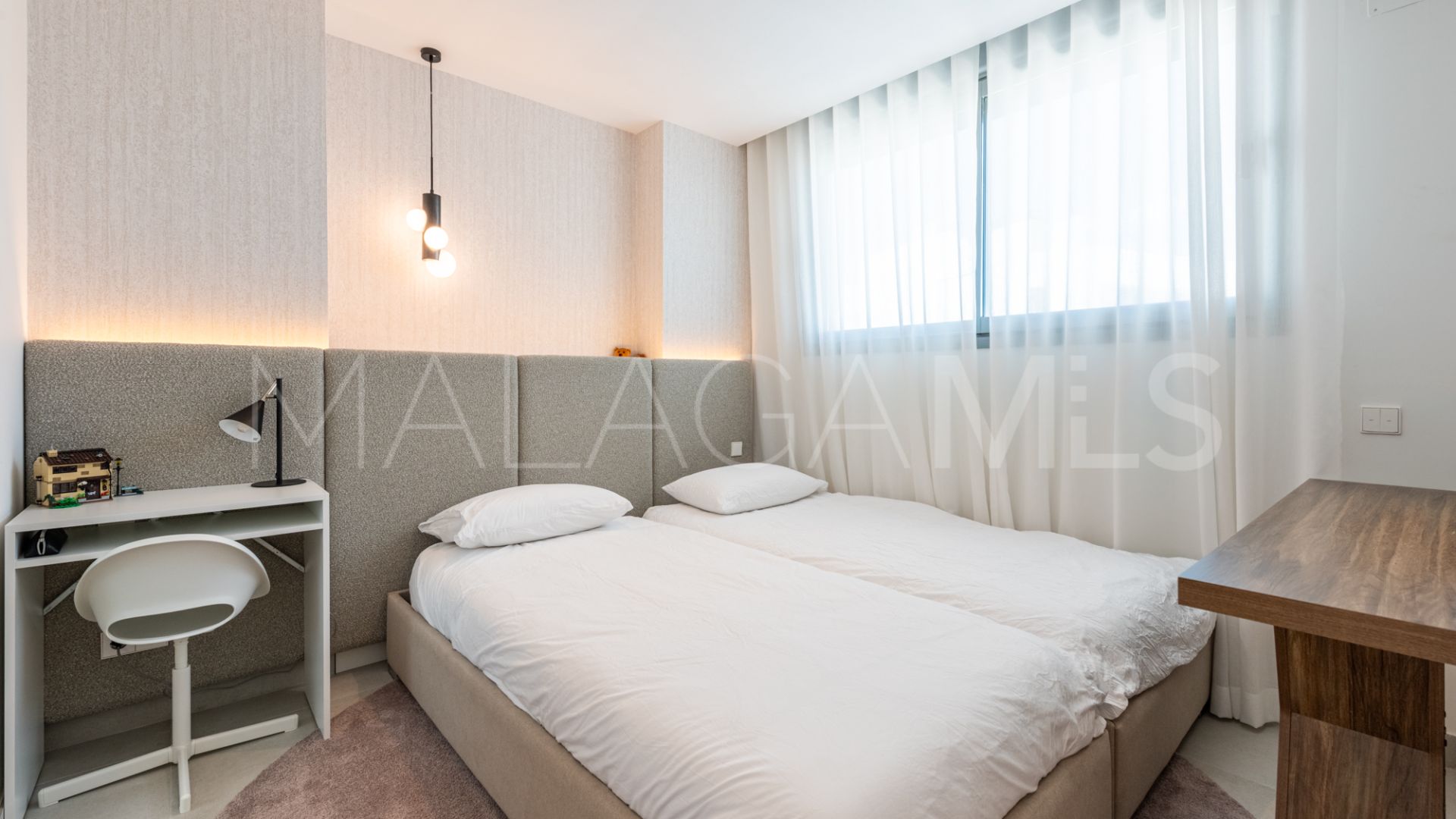 Doppelhaushälfte for sale in San Pedro de Alcantara