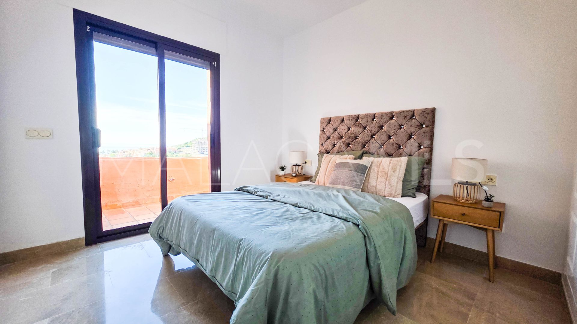 Appartement terrasse for sale in La Duquesa