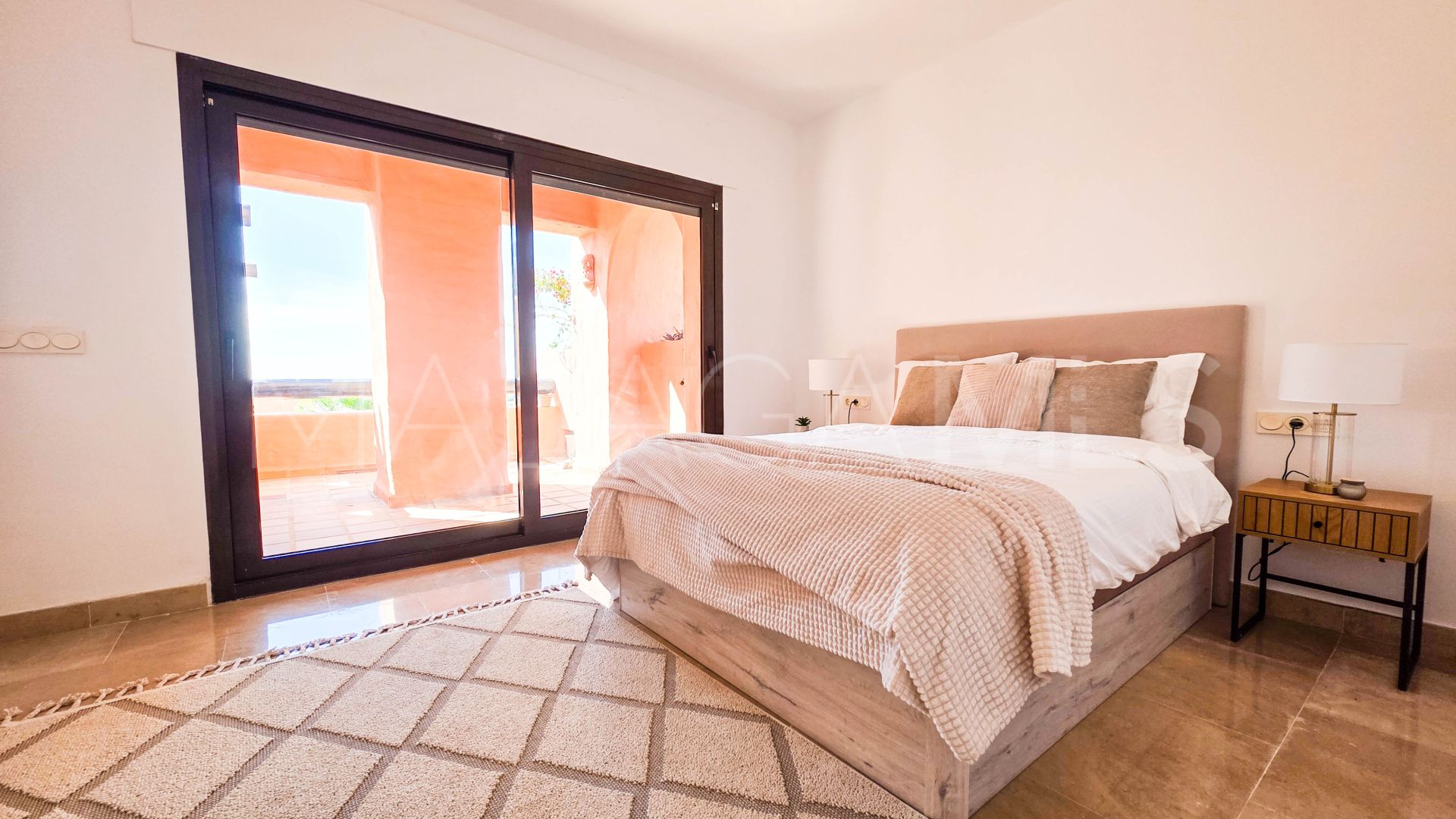 Appartement terrasse for sale in La Duquesa