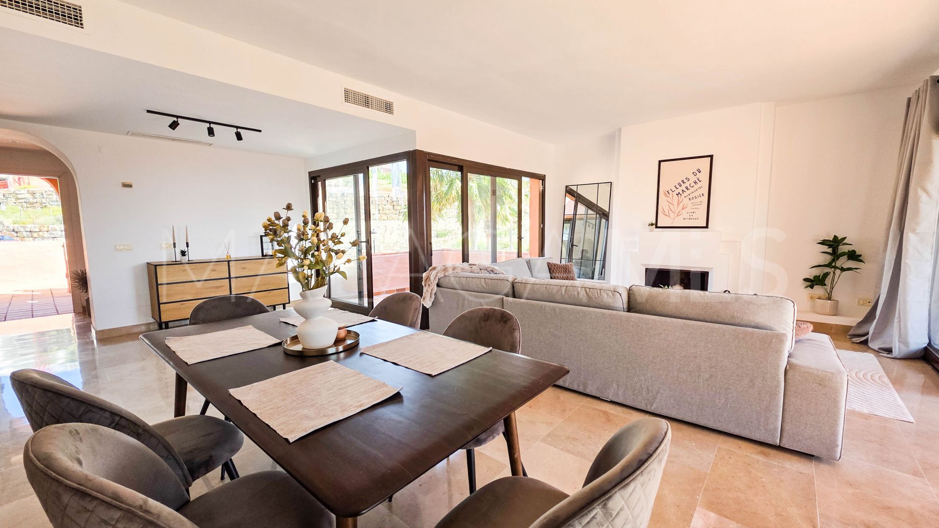Appartement terrasse for sale in La Duquesa