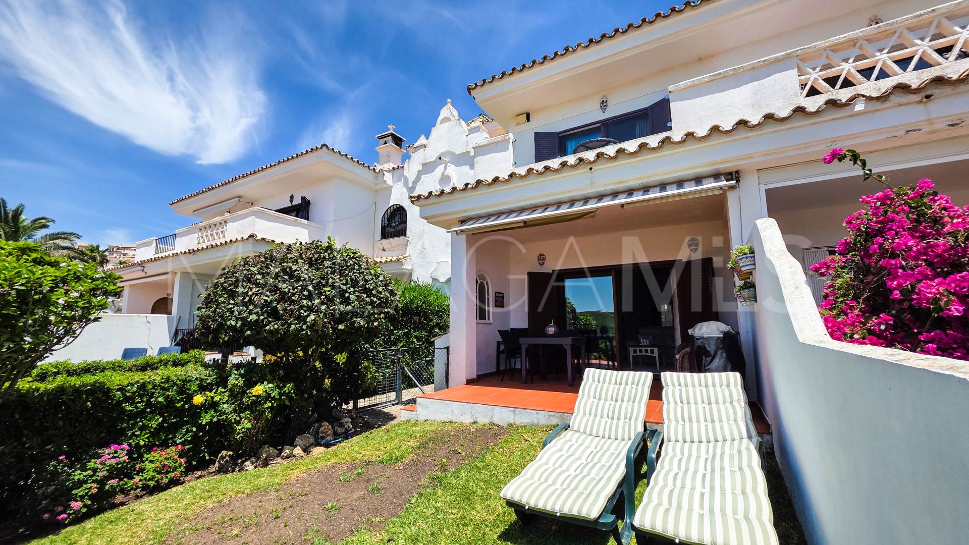 Radhus for sale in La Duquesa