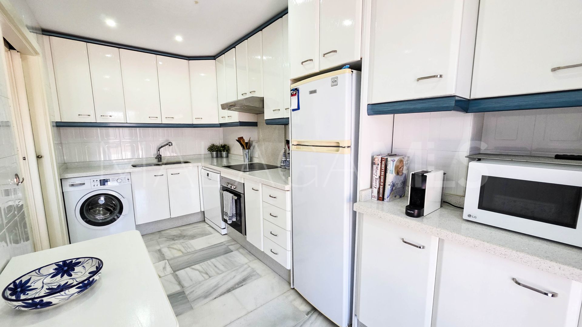 Radhus for sale in La Duquesa