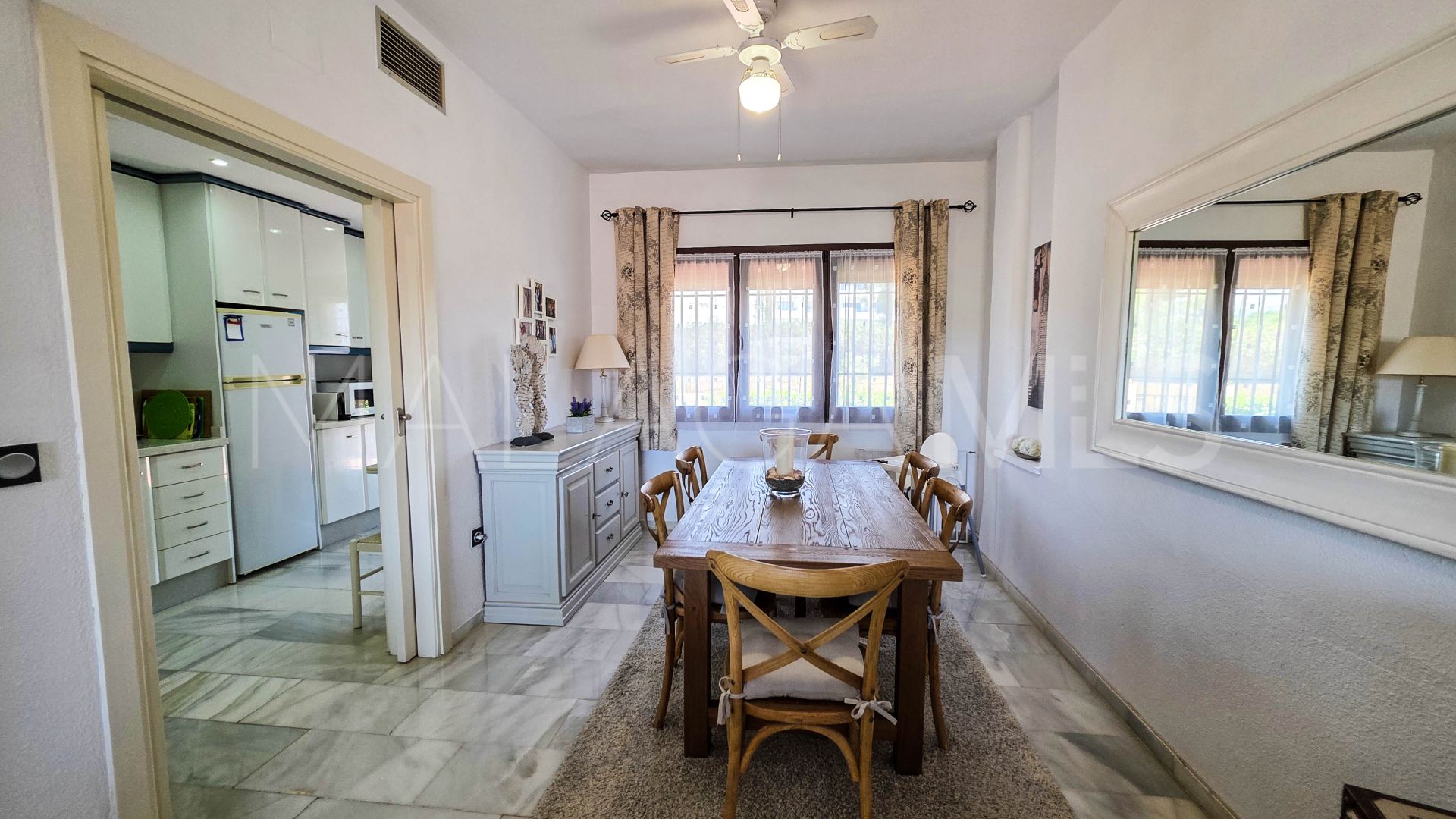 Radhus for sale in La Duquesa