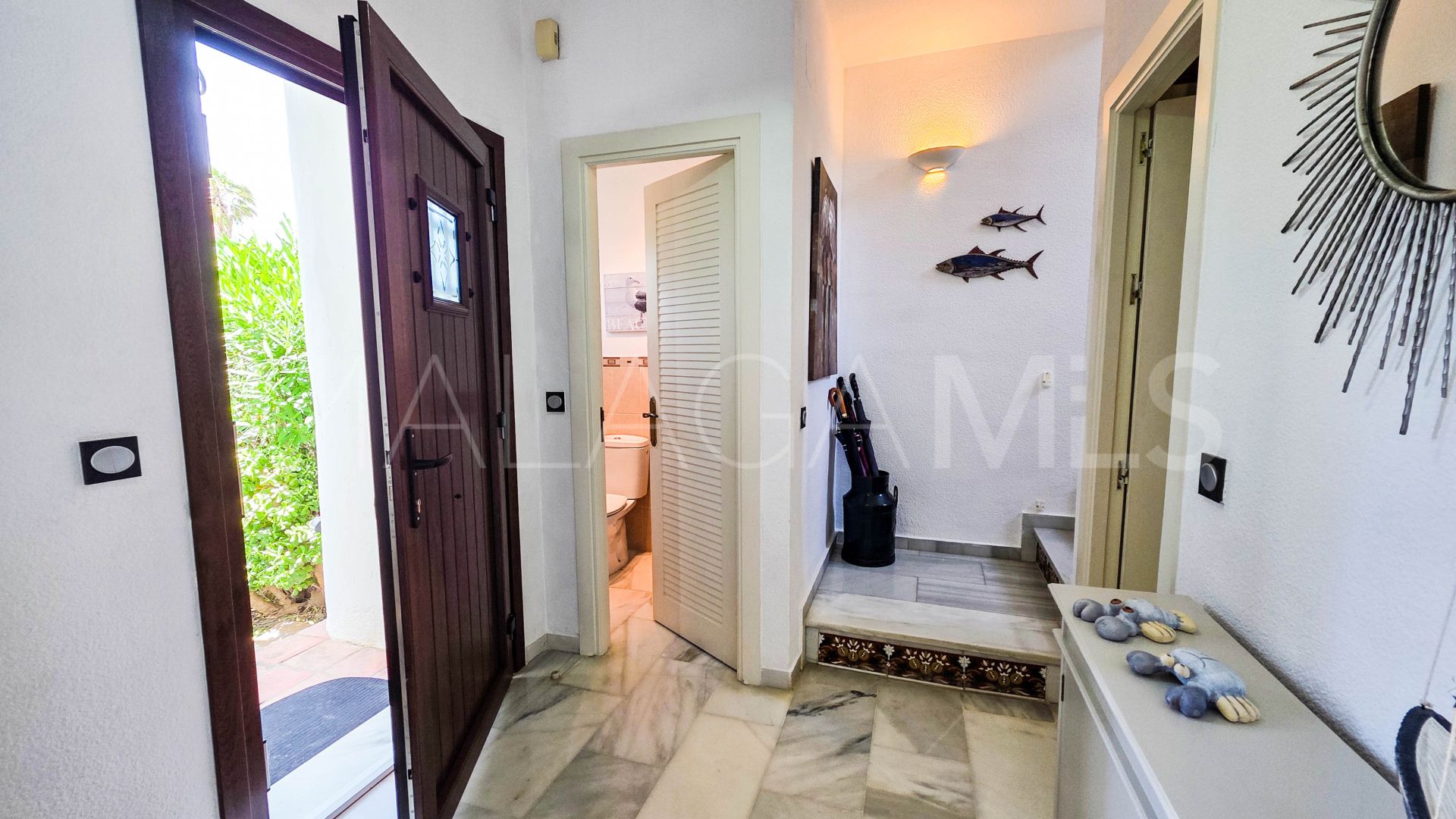 Radhus for sale in La Duquesa