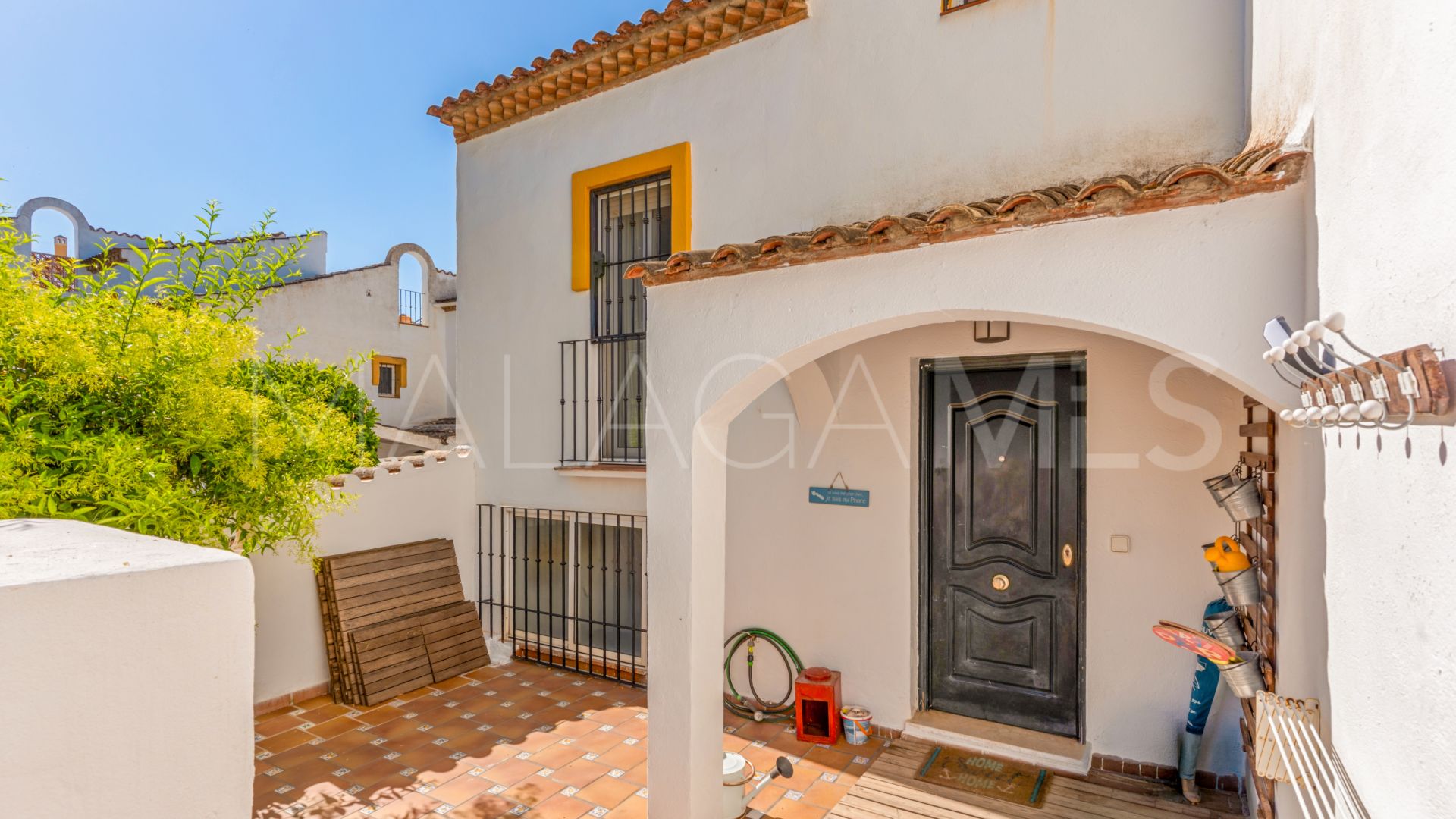 Adosado a la venta in Costabella with 3 bedrooms