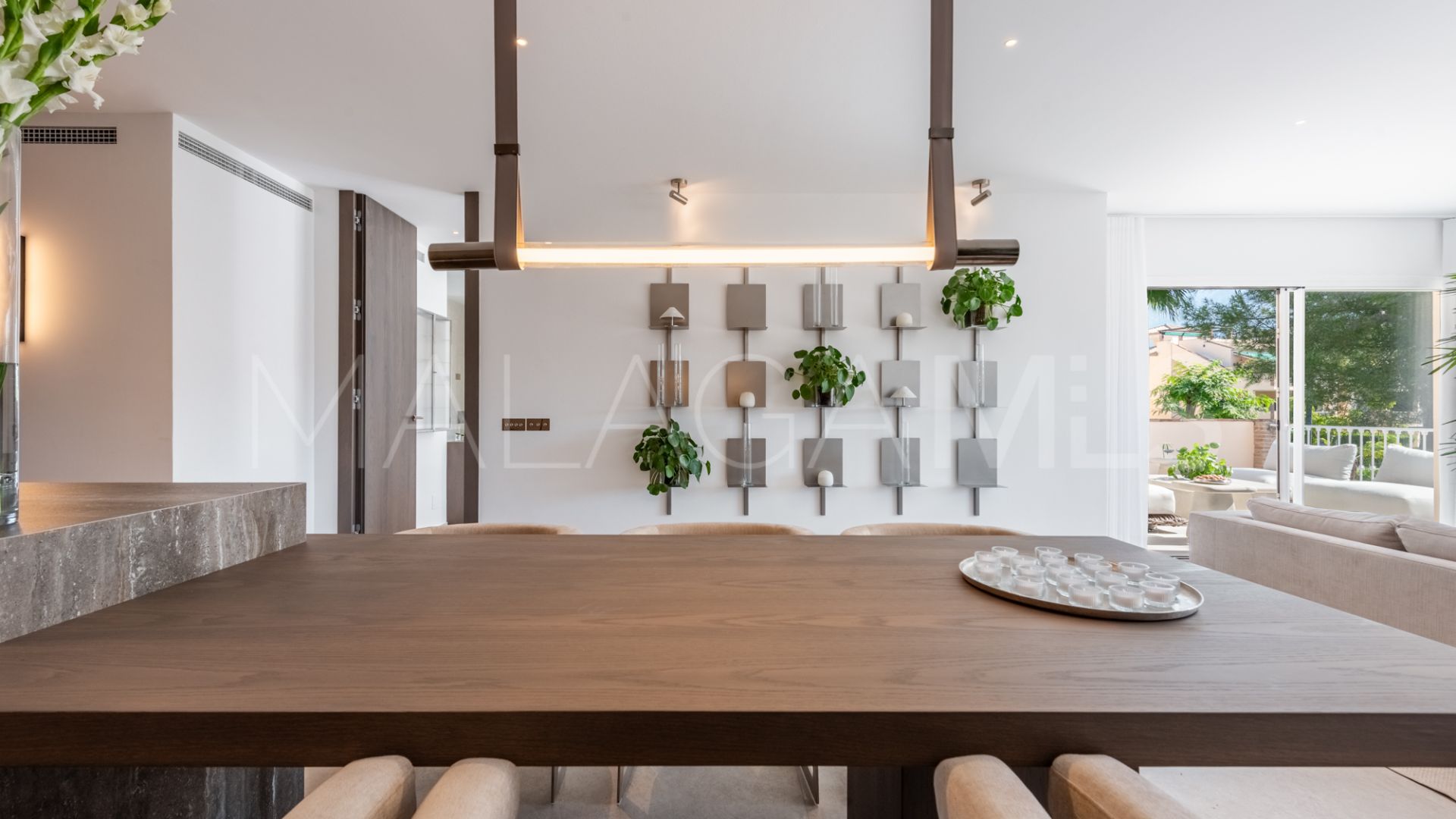 Duplex penthouse for sale in Nueva Andalucia with 3 bedrooms