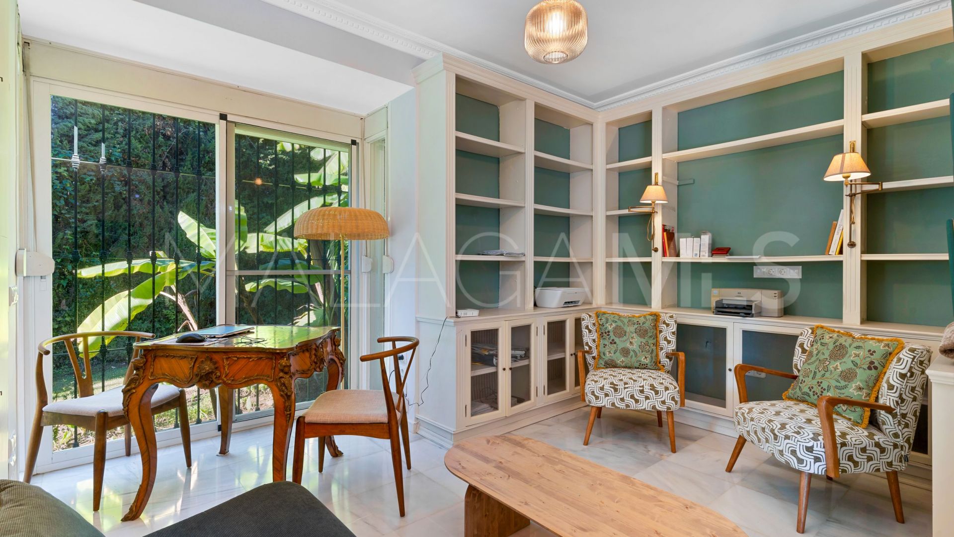 For sale villa in Nueva Andalucia with 6 bedrooms