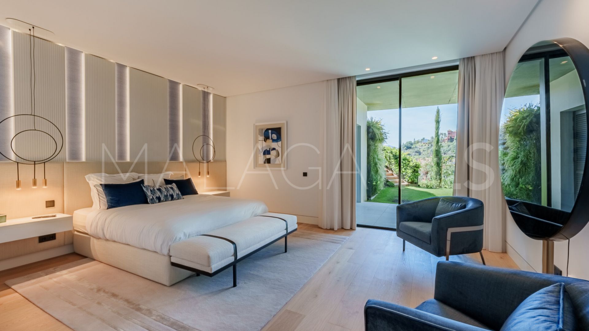 Villa for sale in The Hills with 8 bedrooms