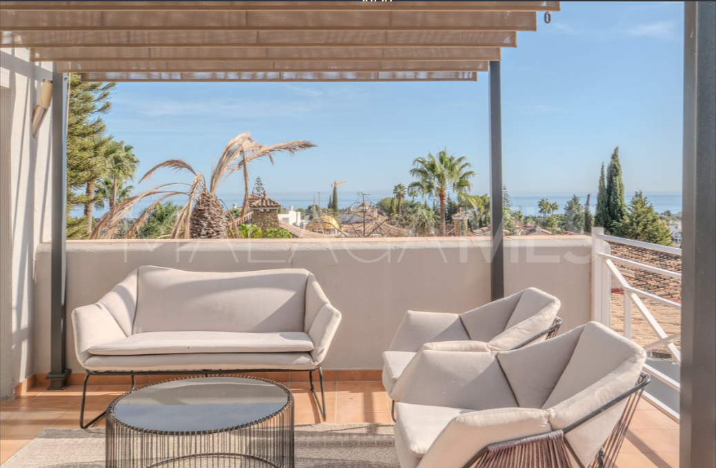 Doppelhaushälfte for sale in Nueva Andalucia