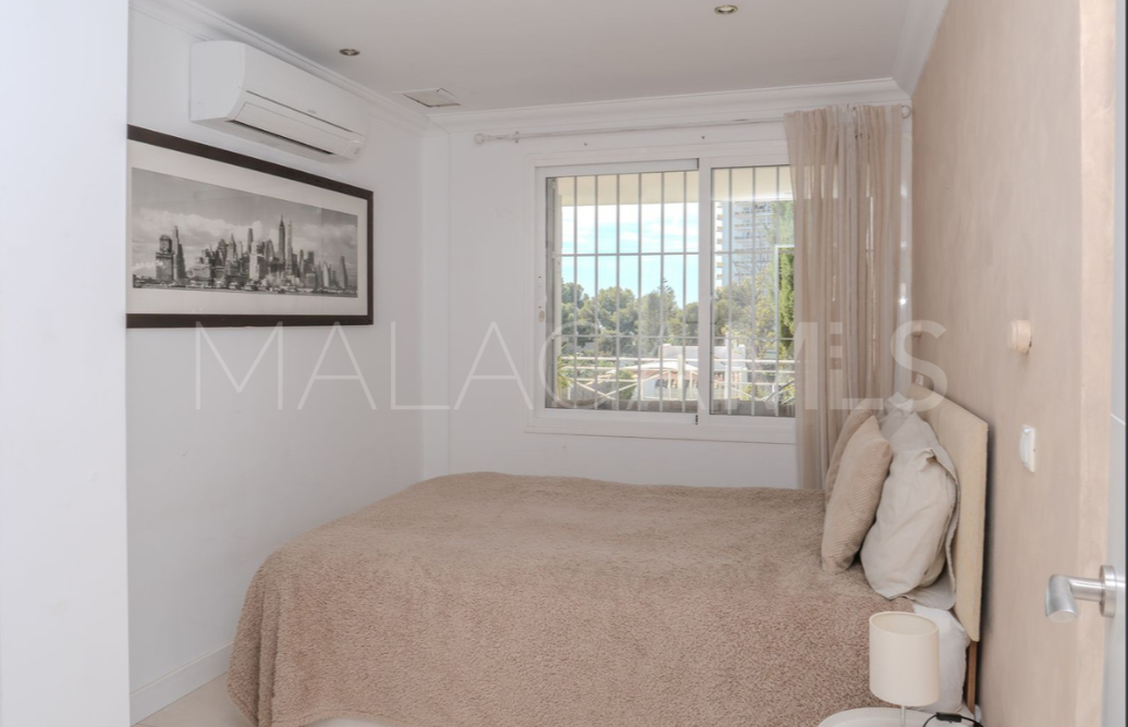 Doppelhaushälfte for sale in Nueva Andalucia