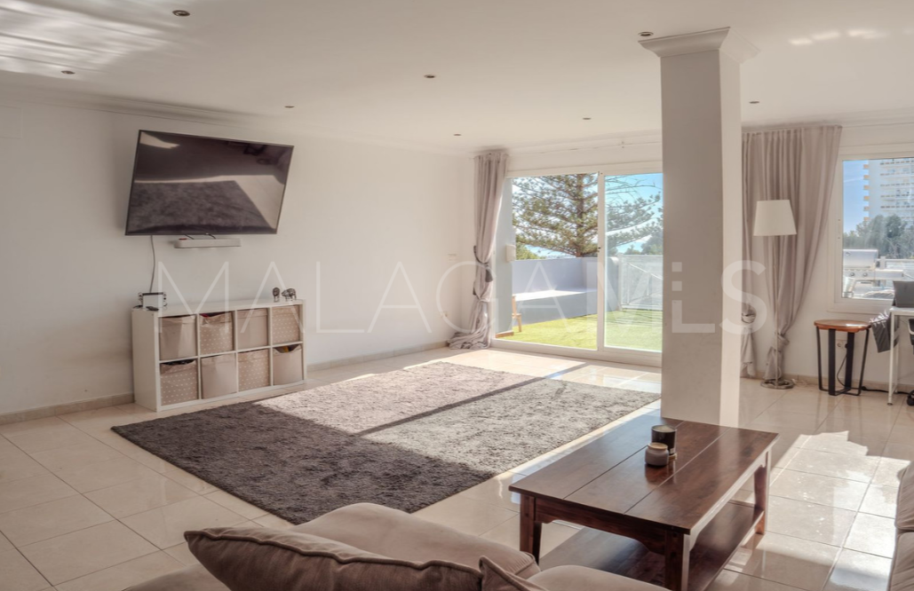 Doppelhaushälfte for sale in Nueva Andalucia