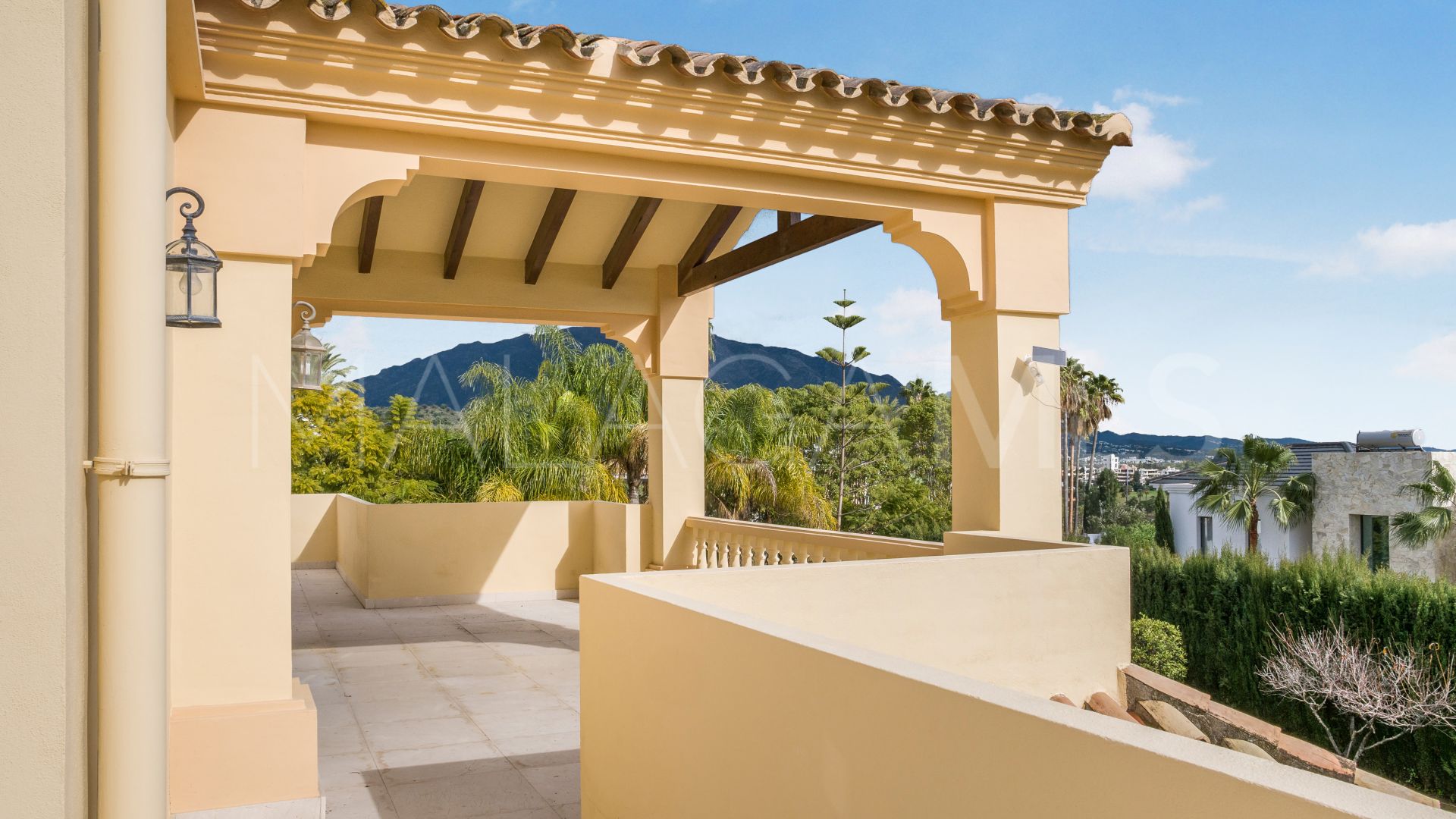 Hus i byn for sale in La Quinta