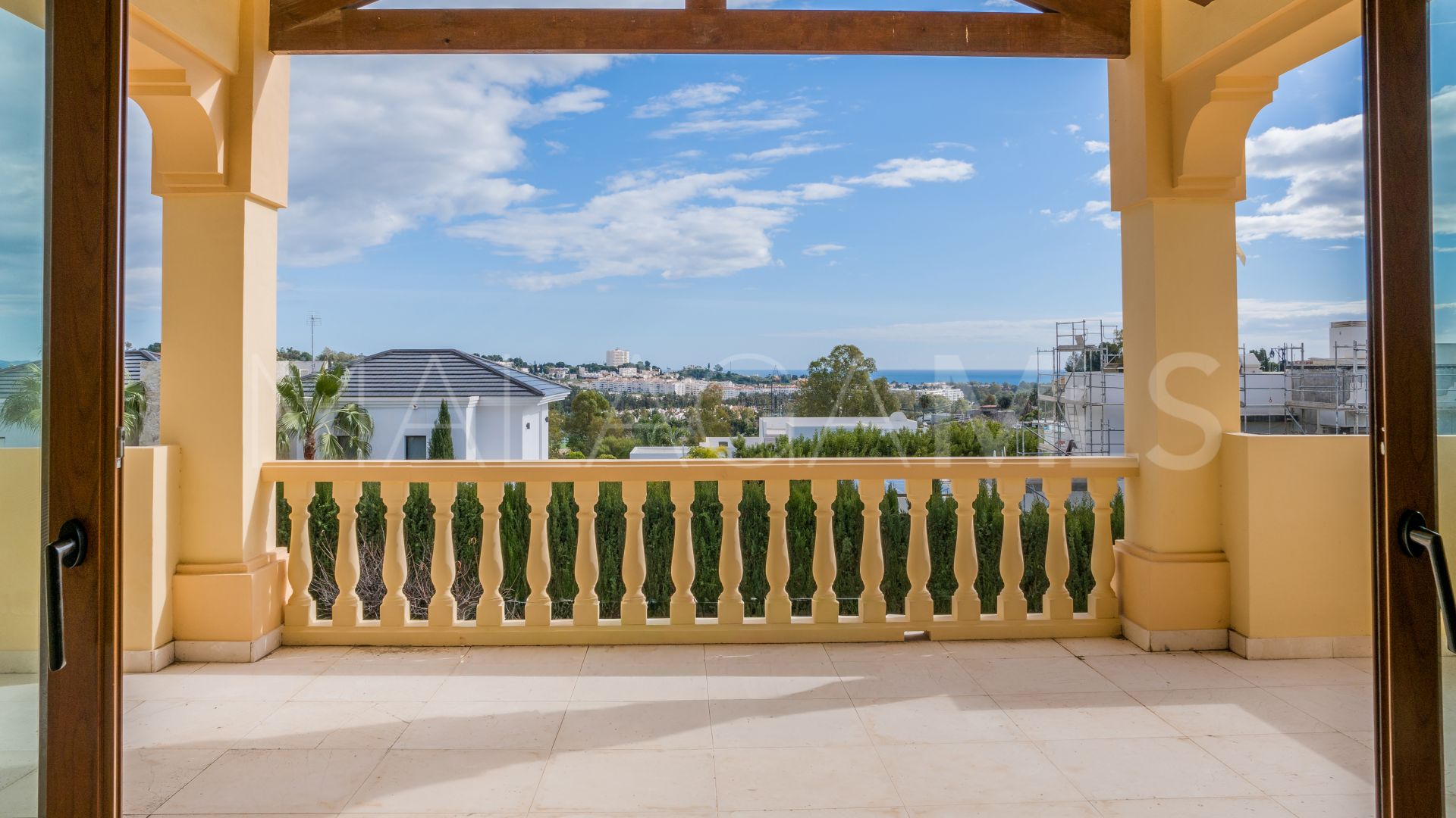 Hus i byn for sale in La Quinta