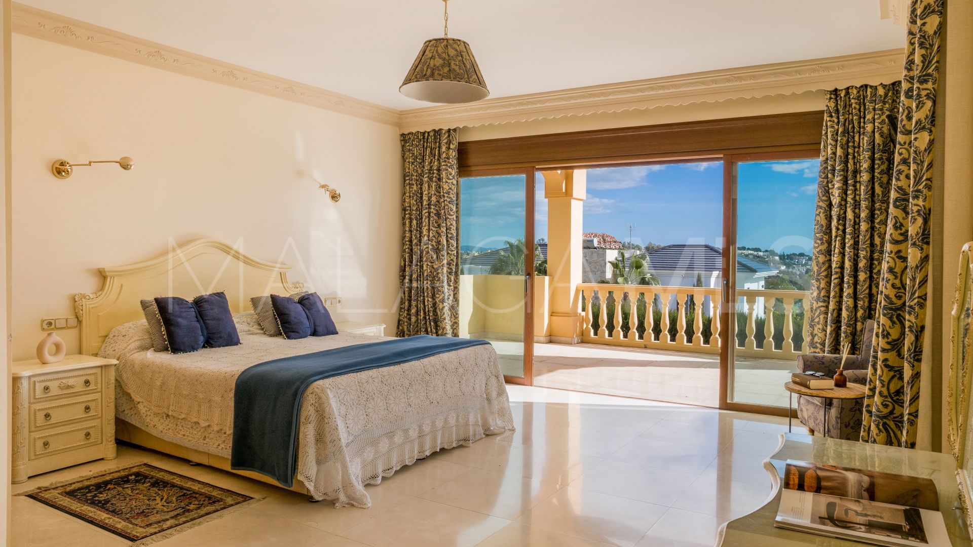 Hus i byn for sale in La Quinta