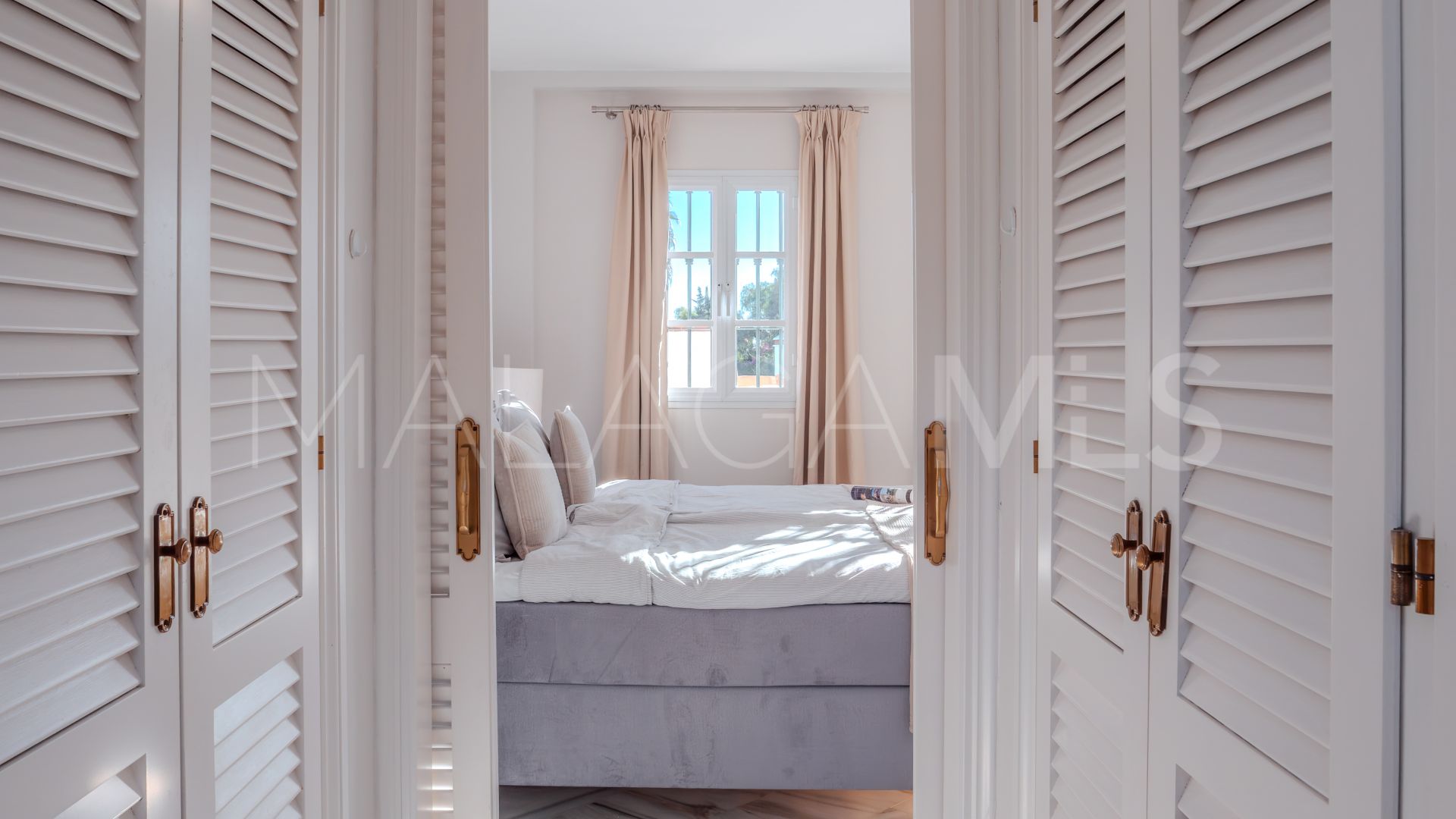 Elviria villa for sale