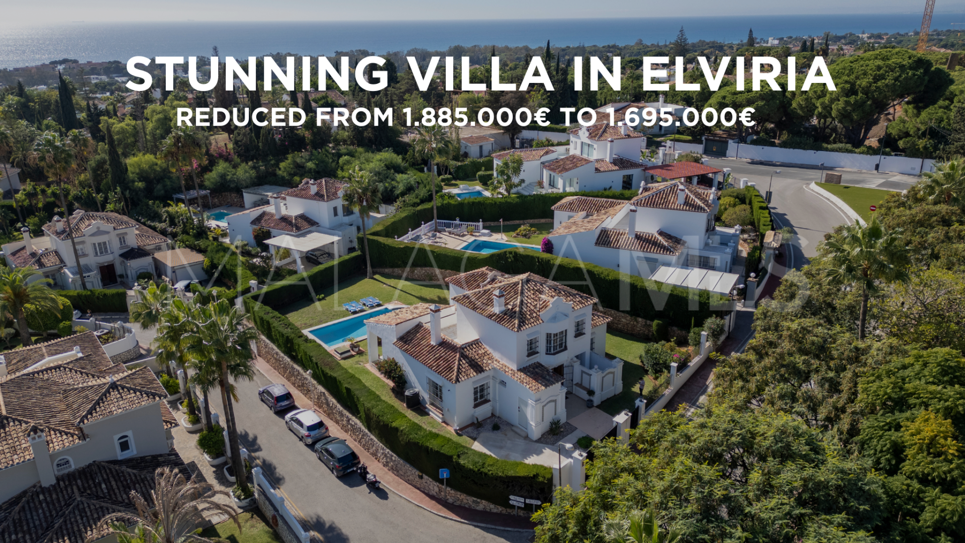Villa for sale in Elviria