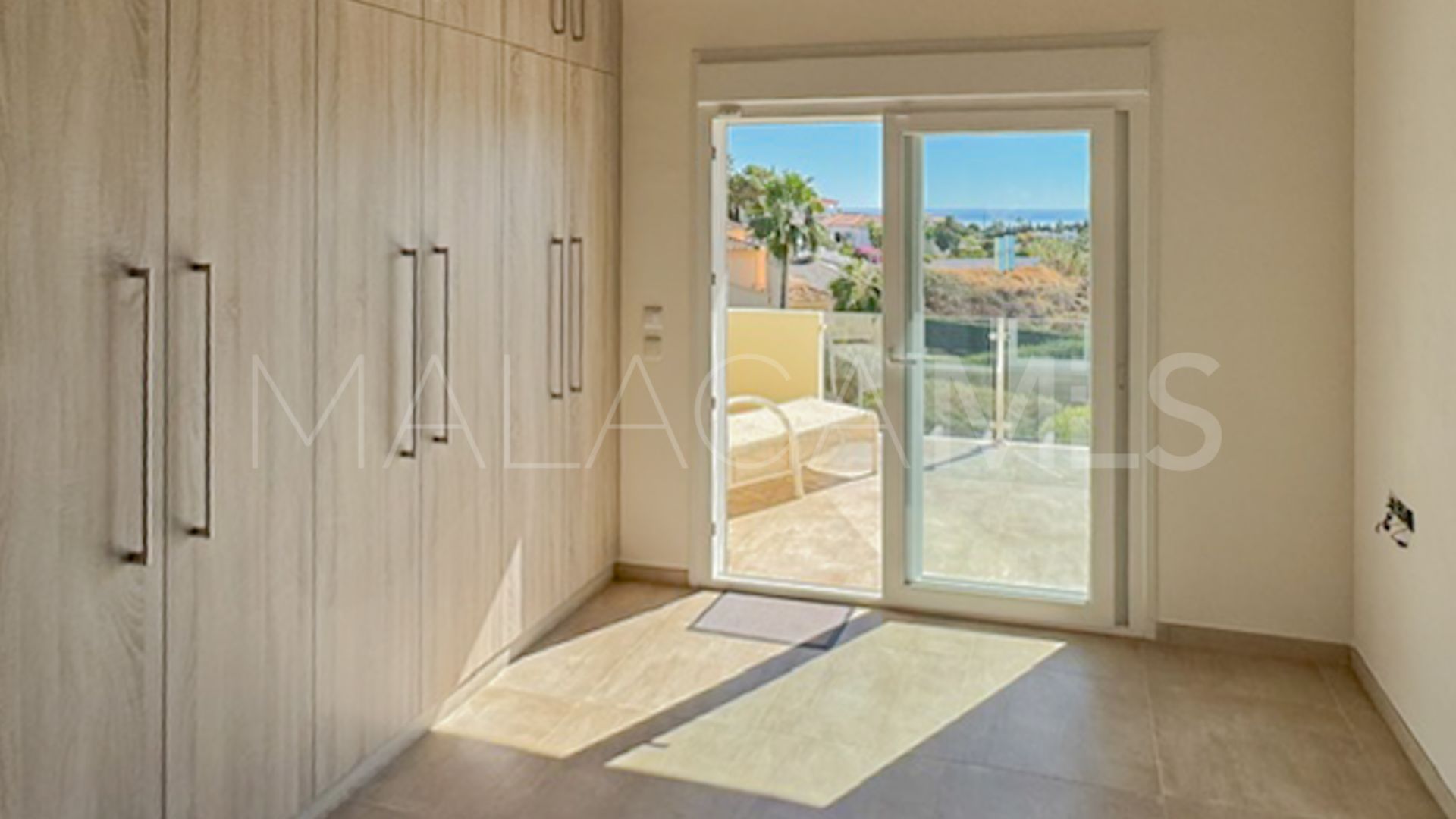 Villa for sale in Puerto Romano