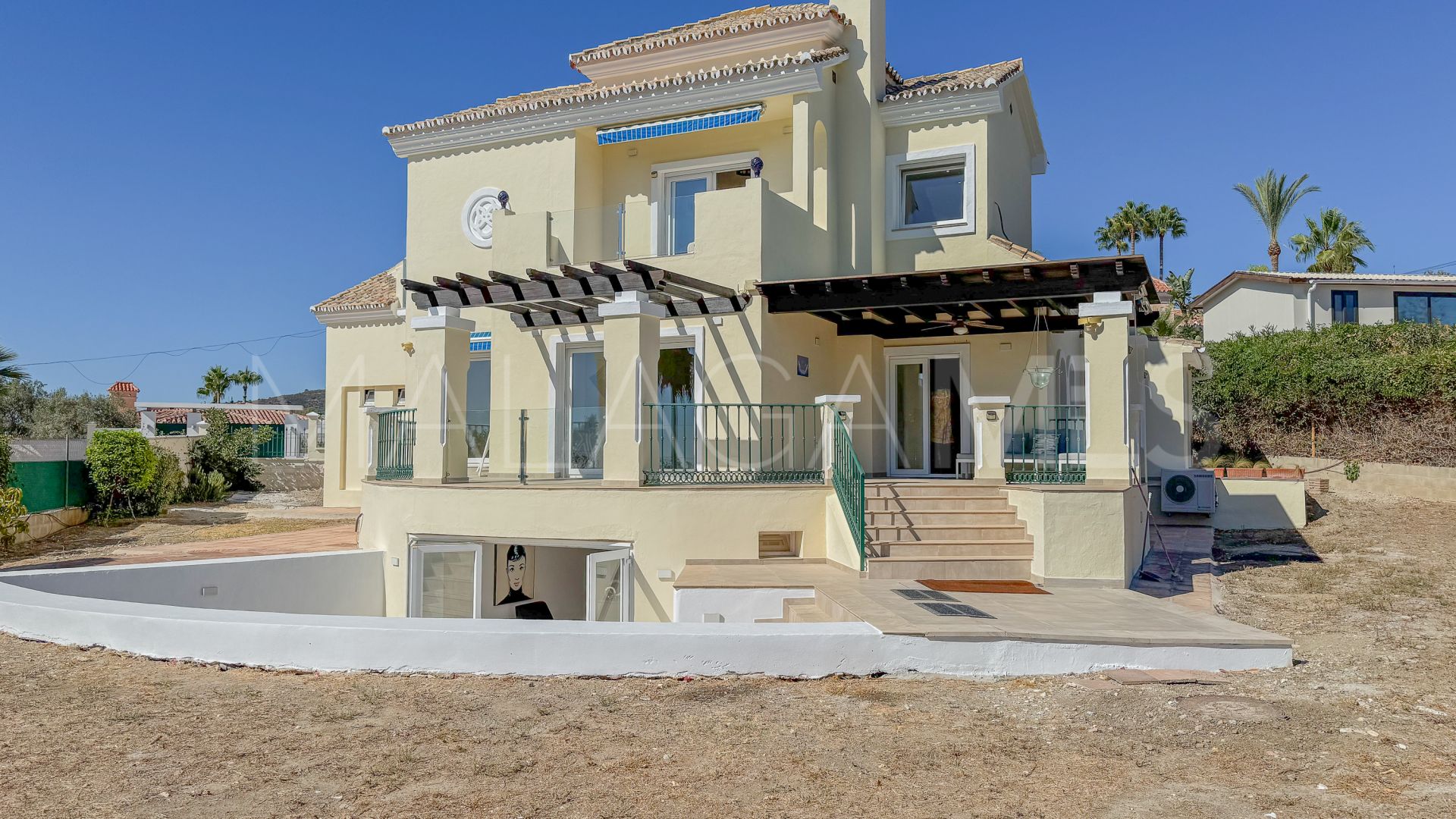 Villa for sale in Puerto Romano