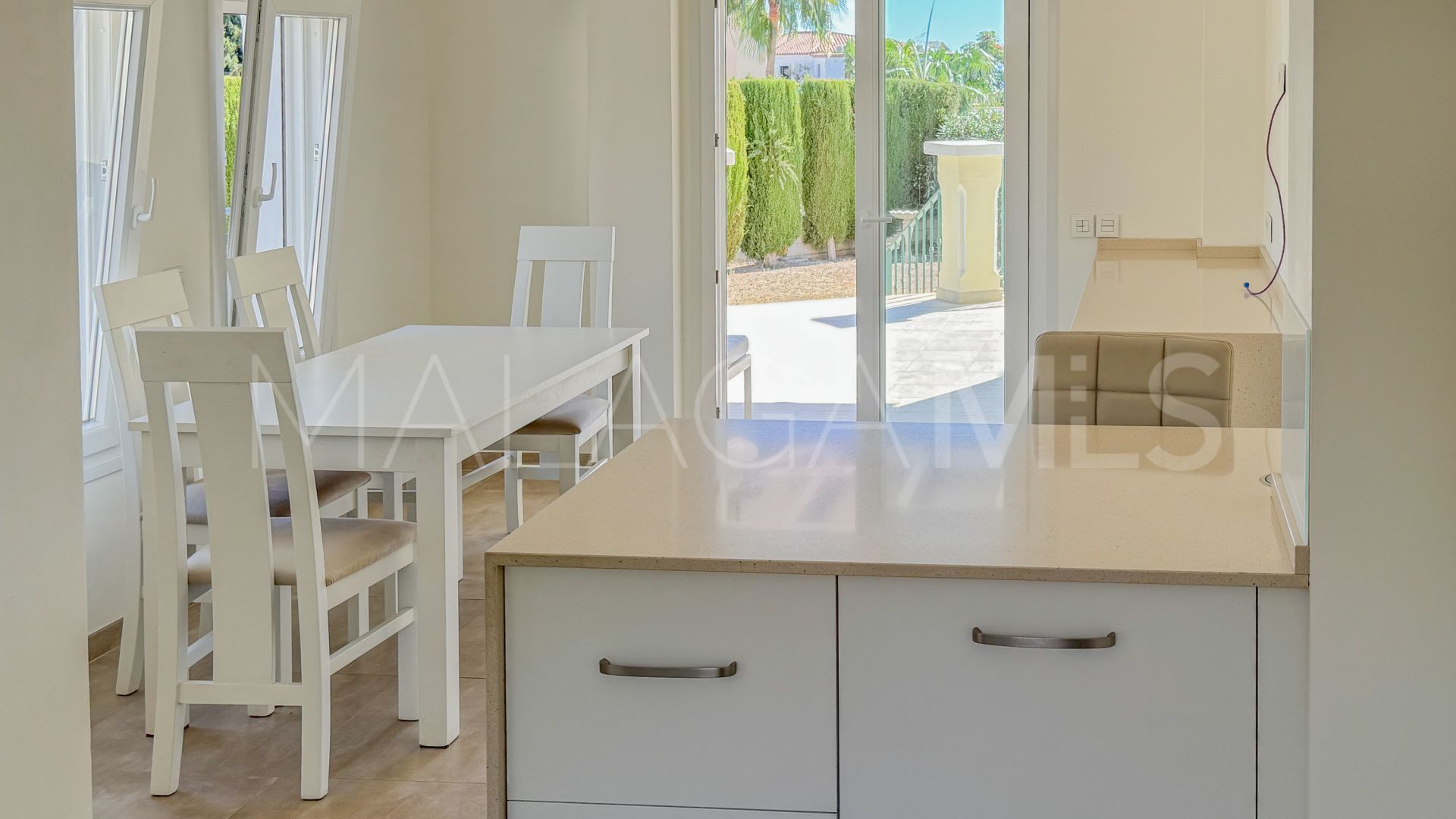 Villa for sale in Puerto Romano