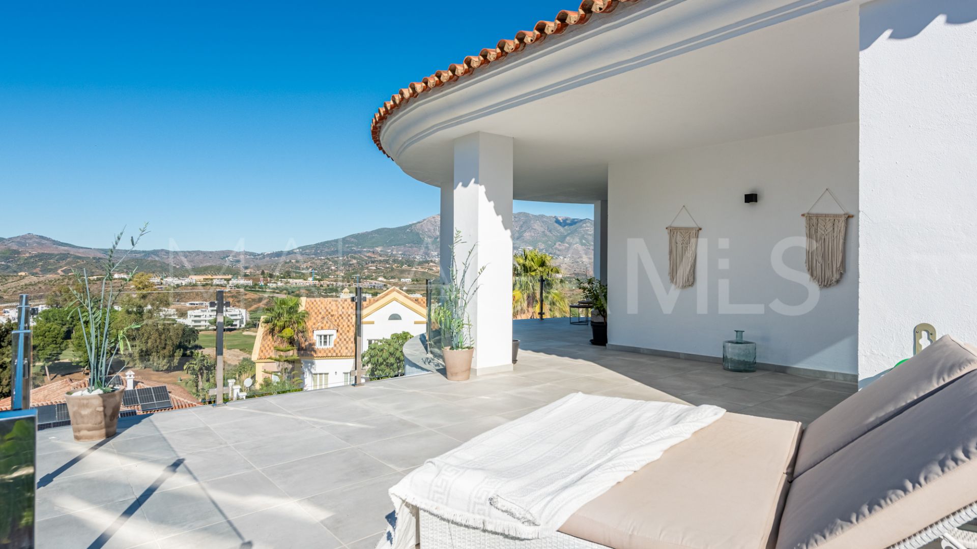 Villa for sale in La Cala Golf Resort with 4 bedrooms