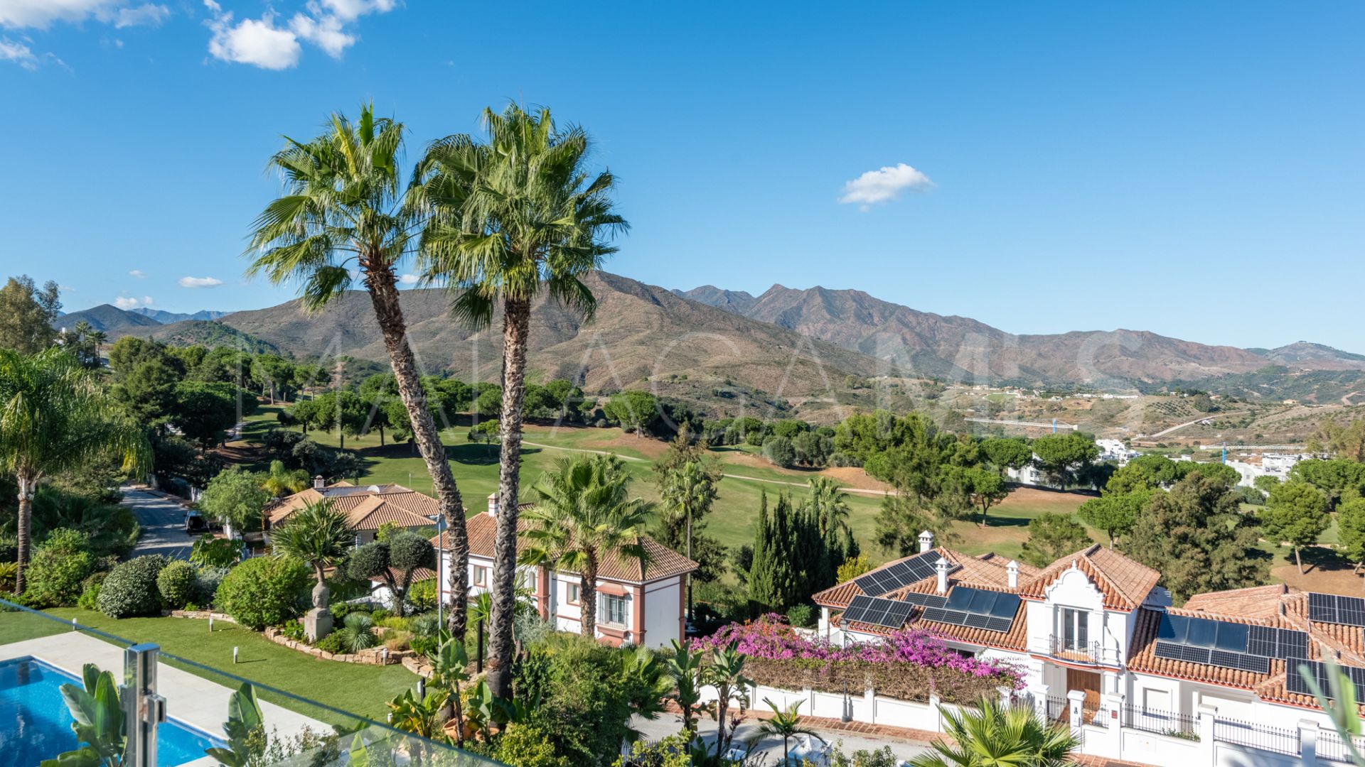 Villa for sale in La Cala Golf Resort with 4 bedrooms