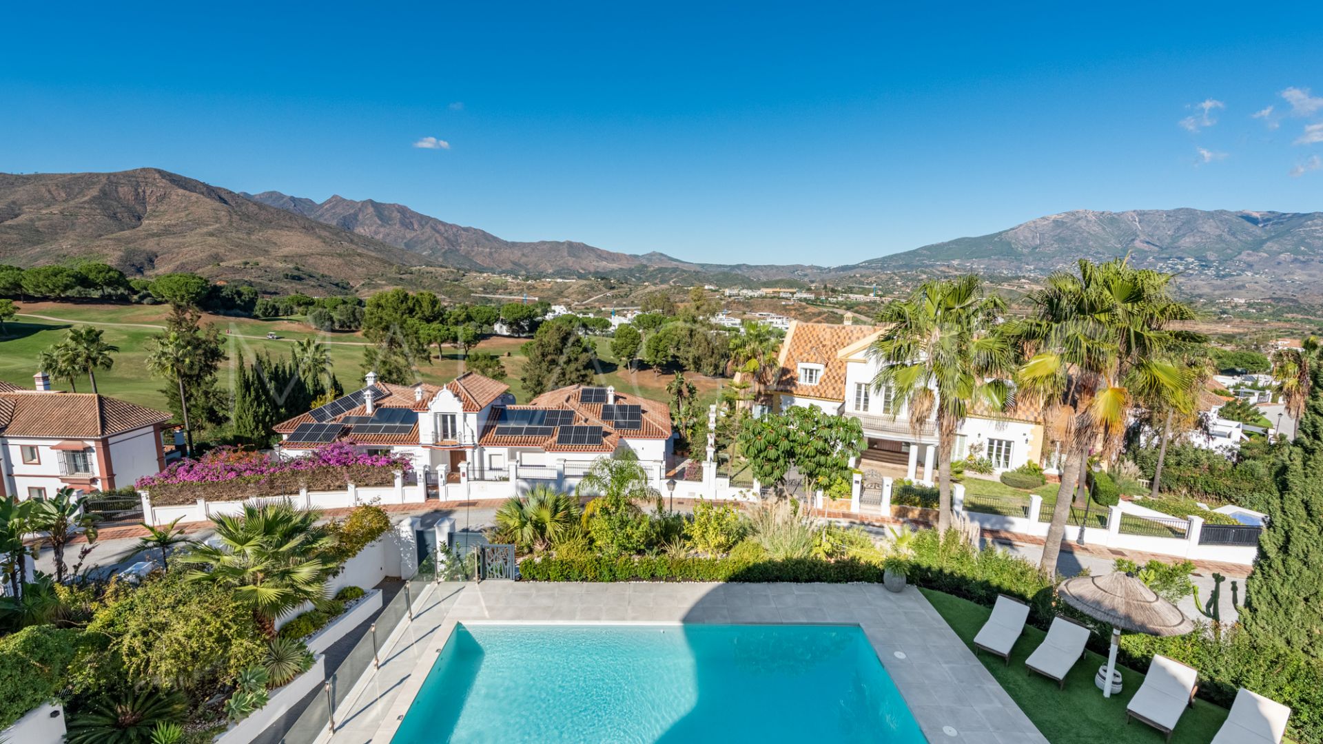 Villa for sale in La Cala Golf Resort with 4 bedrooms